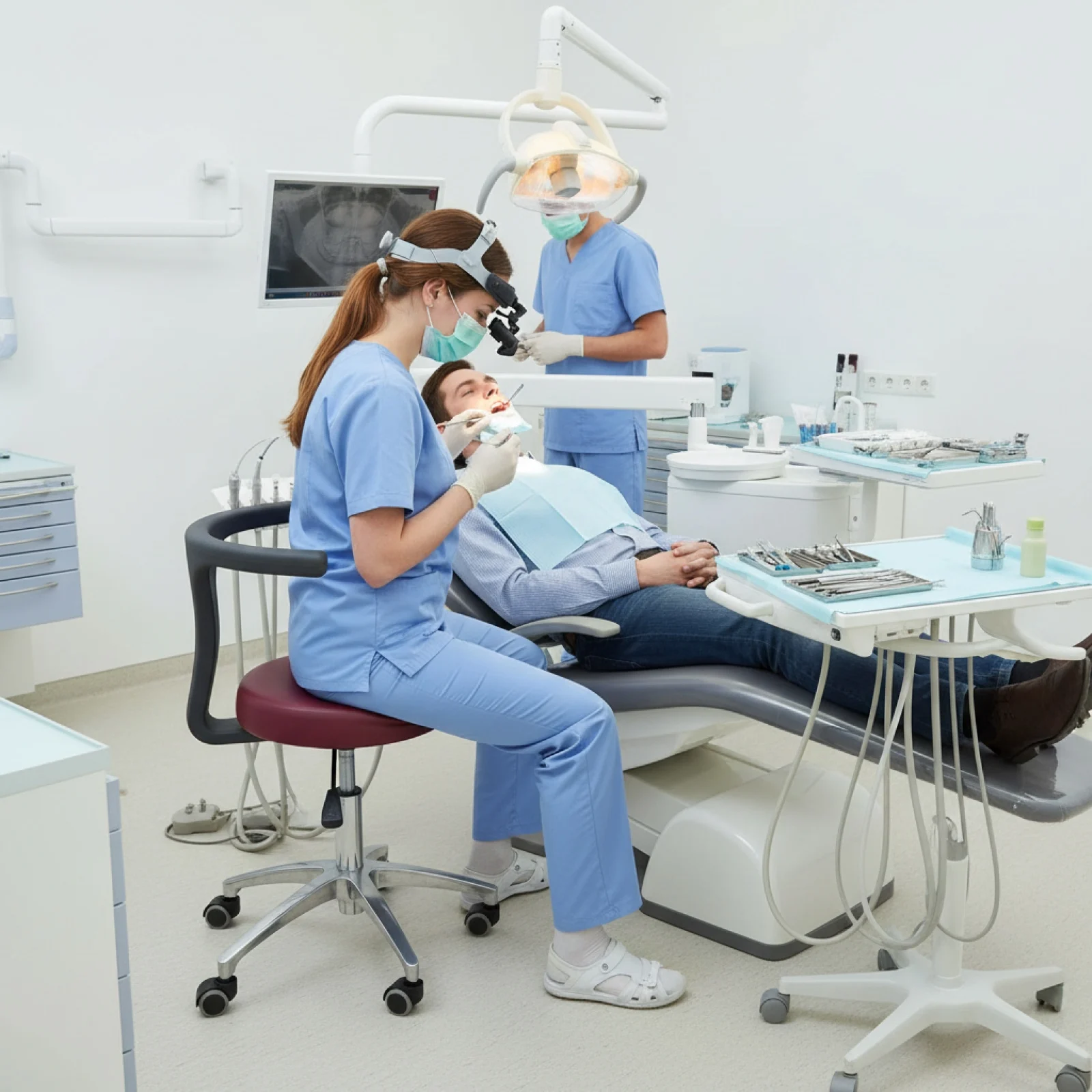 Adjustable Rolling Seat with Spine 360-Degree rotationDegree Rotating Practitioner Chair Easy to Clean Sturdy Duty for Nurses
Adjustable Rolling Seat with Spine 360-Degree rotationDegree Rotating Practitioner Chair Easy to Clean Sturdy Duty for Nurses