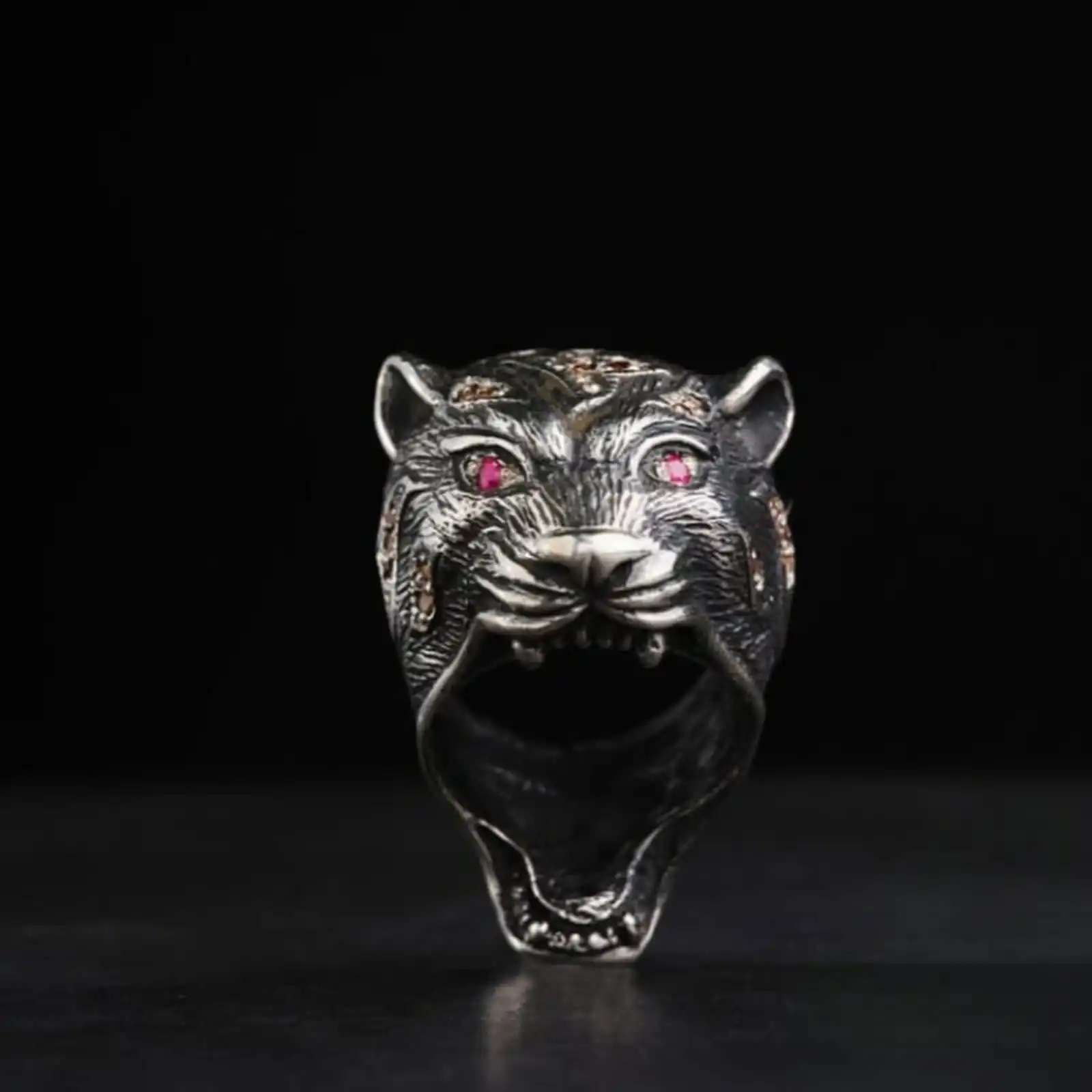 Predatory Jungle King Panther Silver Ring, 925 Sterling Silver Ring with Animal Design, Panther Ring with Red Zircon Eyes
Predatory Jungle King Panther Silver Ring, 925 Sterling Silver Ring with Animal Design, Panther Ring with Red Zircon Eyes