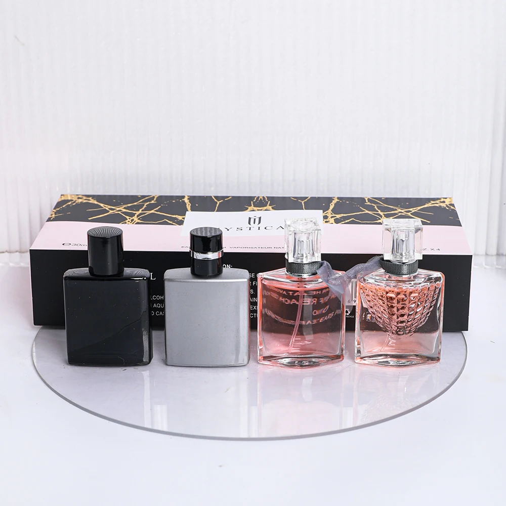 4 Piece Set, Women's Perfume Spray Gift Box, Lasting Fragrance, 4different Flavors, Perfect For Holiday Gifts, Dates, Daily Life
4 Piece Set, Women's Perfume Spray Gift Box, Lasting Fragrance, 4different Flavors, Perfect For Holiday Gifts, Dates, Daily Life