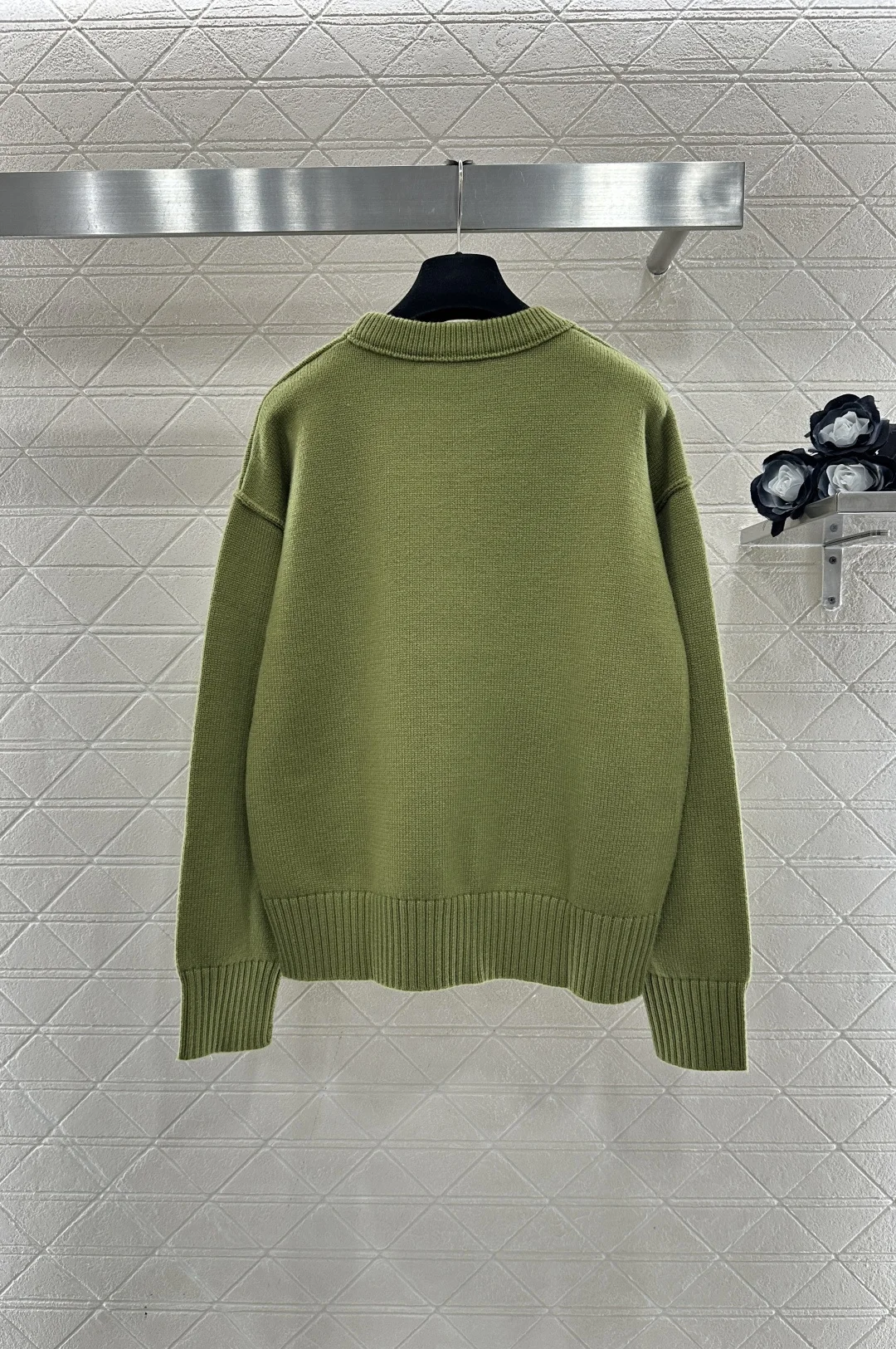 25 autumn/winter new women's clothing high-quality casual loose fitting pullover round neck knitted long sleeved sweater
25 autumn/winter new women's clothing high-quality casual loose fitting pullover round neck knitted long sleeved sweater