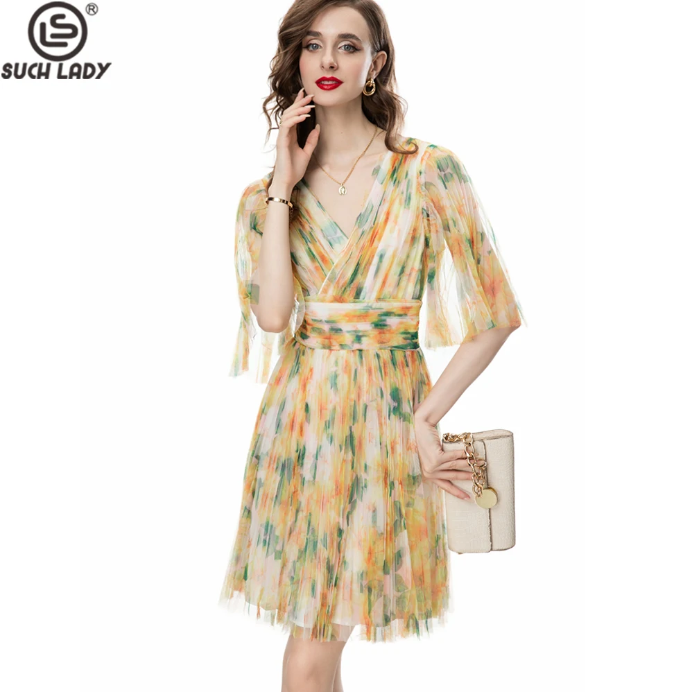 Women's Runway Dresses V Neck Short Sleeves Fashion High Street Floral Printed Vestidos
Women's Runway Dresses V Neck Short Sleeves Fashion High Street Floral Printed Vestidos