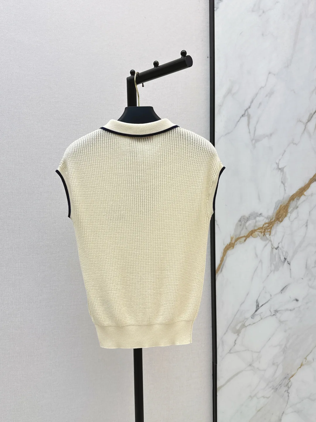 2026 Summer New Style Women's Clothing - Soft and Comfortable Fashionable Women's Simple T-Shirt with Sleeveless Design
2026 Summer New Style Women's Clothing - Soft and Comfortable Fashionable Women's Simple T-Shirt with Sleeveless Design
