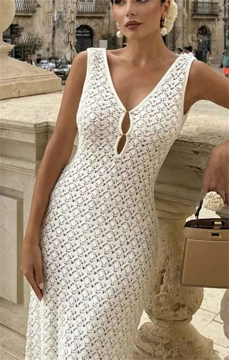 Women‘s Sexy Sleeveless Backless Long Bandage Dress Beach Swimsuit Hollow Out Knit Bikini Cover-Up Female Crochet Swimwear Robe
Women‘s Sexy Sleeveless Backless Long Bandage Dress Beach Swimsuit Hollow Out Knit Bikini Cover-Up Female Crochet Swimwear Robe