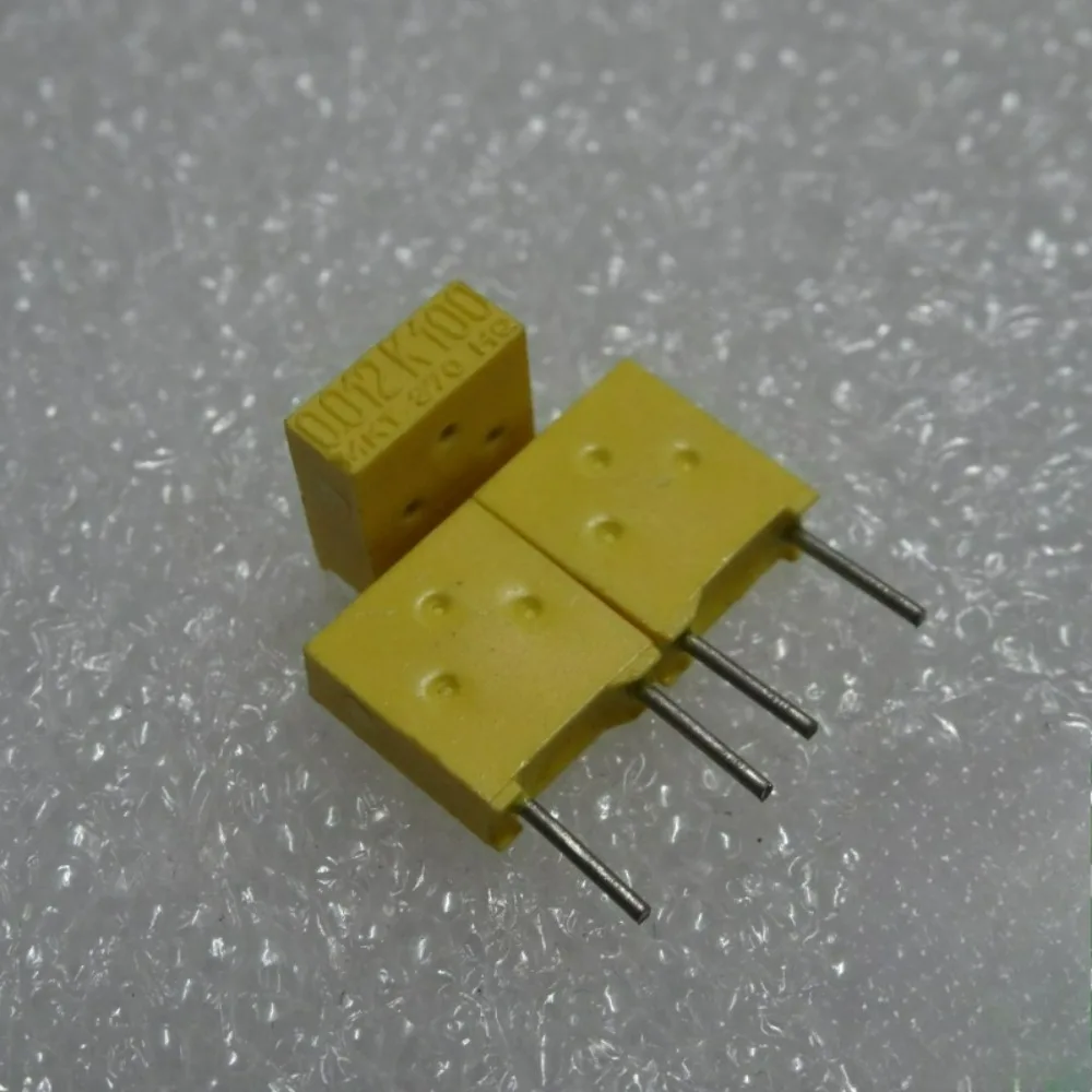 10pcs/lot MKT370 0.012uf 63V 12nf 123 K Brand New 5mm Film Capacitor
10pcs/lot MKT370 0.012uf 63V 12nf 123 K Brand New 5mm Film Capacitor