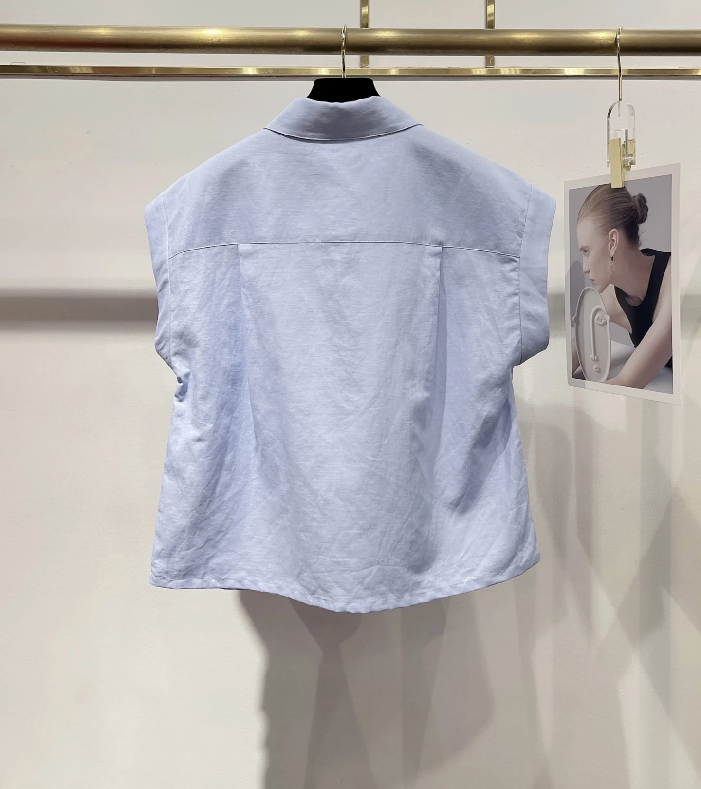 2025 Spring and Summer New Women's Set Collar Top and Pleated Skirt Elegant and Comfortable
2025 Spring and Summer New Women's Set Collar Top and Pleated Skirt Elegant and Comfortable