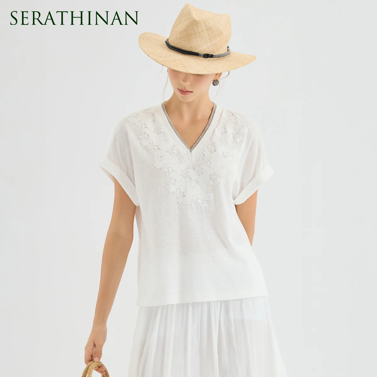 KT9613847 Luxury Women's V-Neck Mixed Fabric T-Shirt Cotton Lyocell Short Sleeve Relaxed Fit Breathable Summer Top
KT9613847 Luxury Women's V-Neck Mixed Fabric T-Shirt Cotton Lyocell Short Sleeve Relaxed Fit Breathable Summer Top
