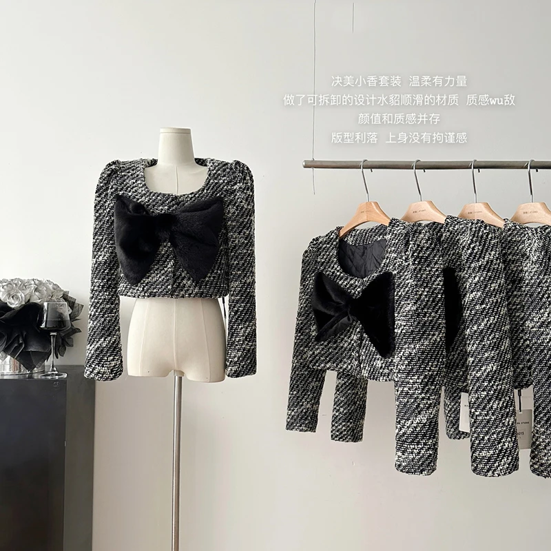 Women Short Jacket Autumn Bow Design Simple Tweed Coat Vintage Korean Chic Single-Breasted Outerwear
Women Short Jacket Autumn Bow Design Simple Tweed Coat Vintage Korean Chic Single-Breasted Outerwear