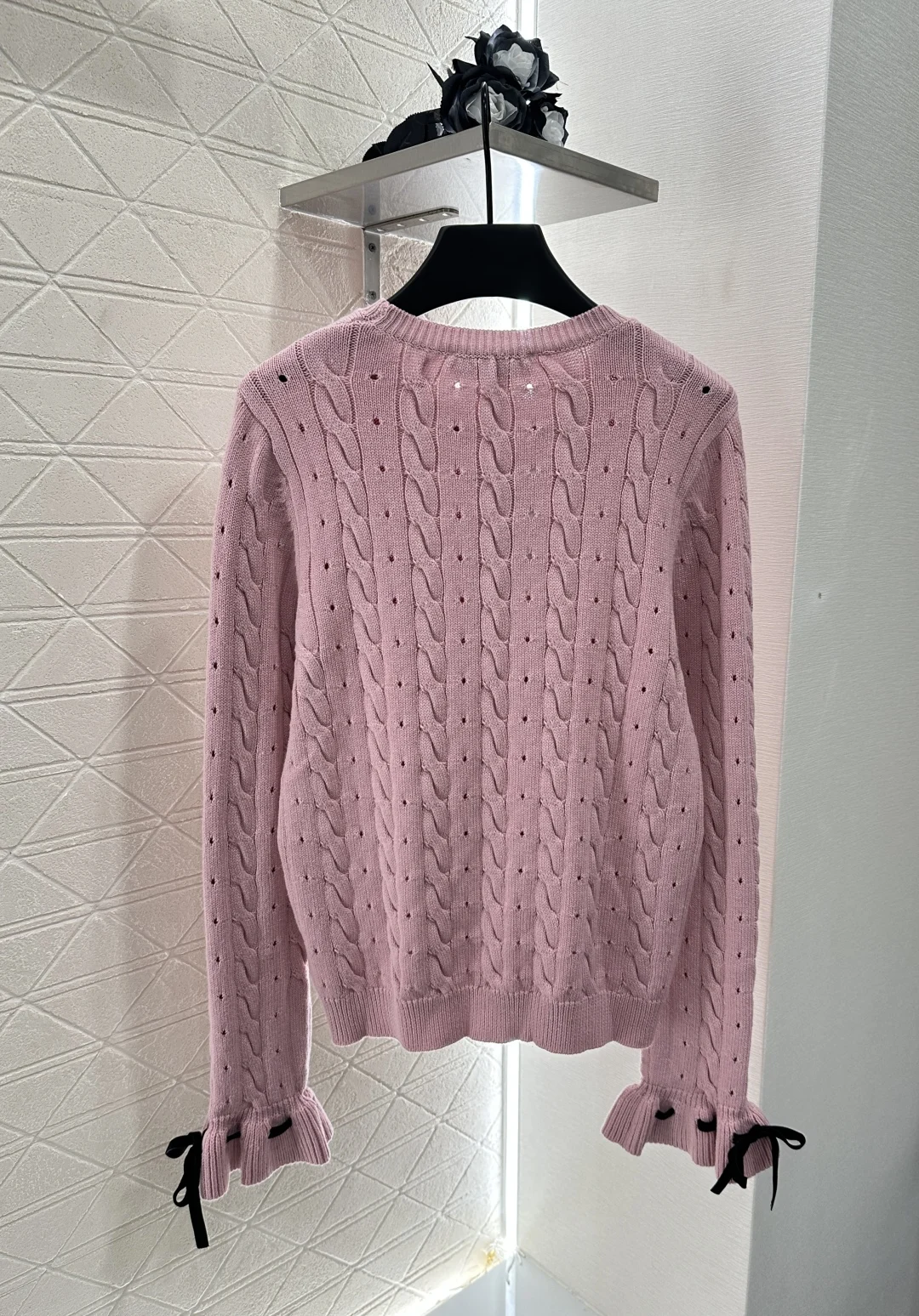 2025 New Sweater Long-sleeved Bowknot O-neck Pullover Solid Fashionable Versatile Slimming Figure-hugging Spring Summer
2025 New Sweater Long-sleeved Bowknot O-neck Pullover Solid Fashionable Versatile Slimming Figure-hugging Spring Summer