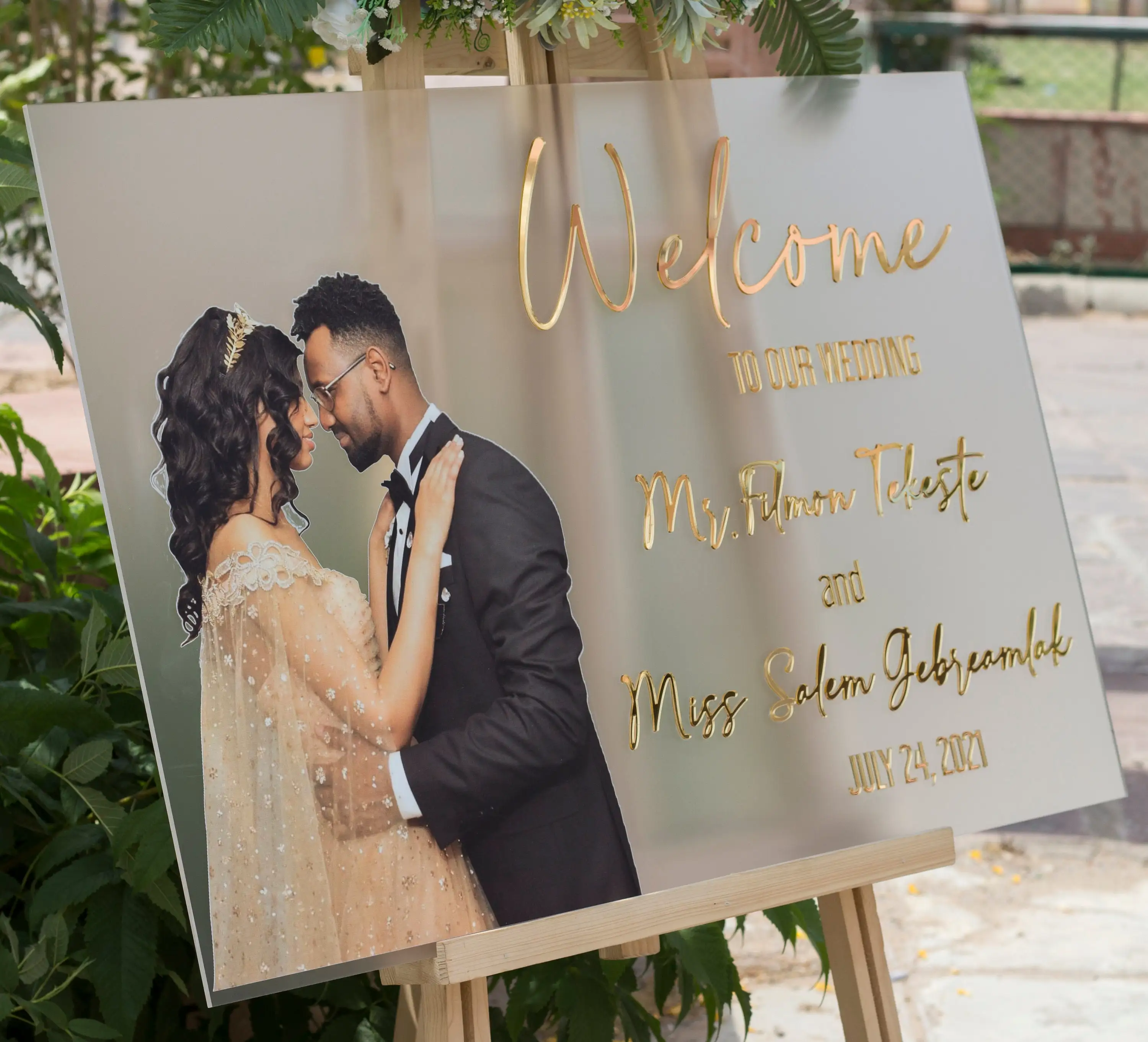 Custom Frosted Acrylic Last Name Wedding Sign Couple Picture Sign 3D Wedding Welcome Sign Acrylic sign Personal Wedding Sign
Custom Frosted Acrylic Last Name Wedding Sign Couple Picture Sign 3D Wedding Welcome Sign Acrylic sign Personal Wedding Sign