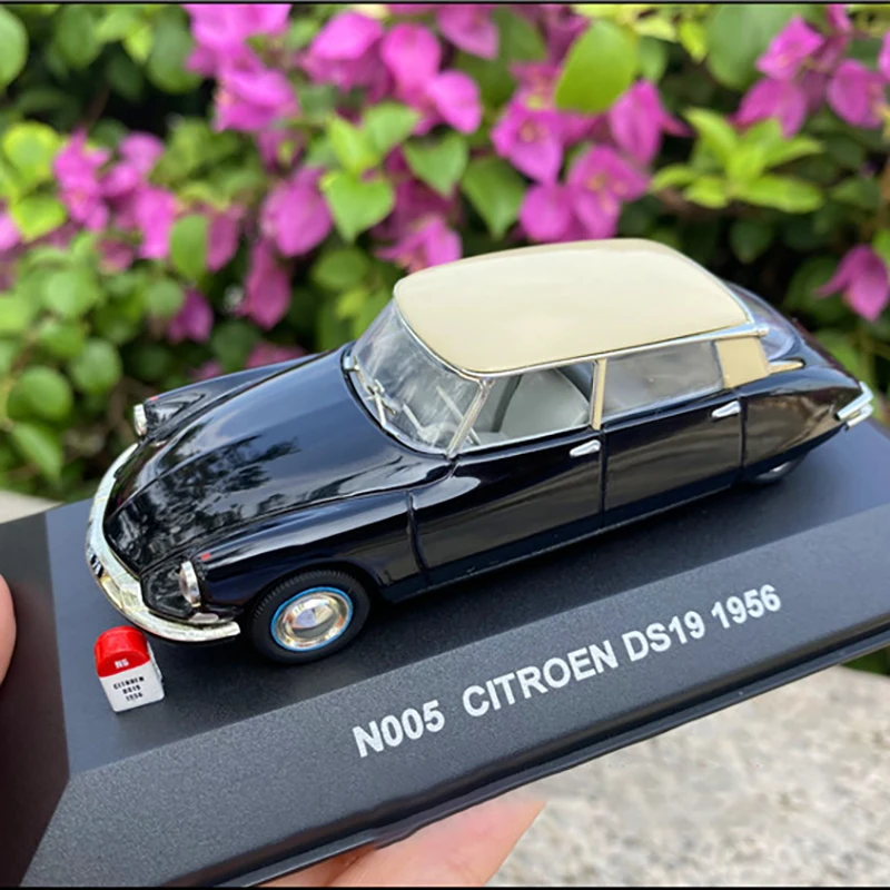 В масштабе 1:43 N005 CITROEN DS19 1956 винтажная модель автомобиля из сплава
В масштабе 1:43 N005 CITROEN DS19 1956 винтажная модель автомобиля из сплава