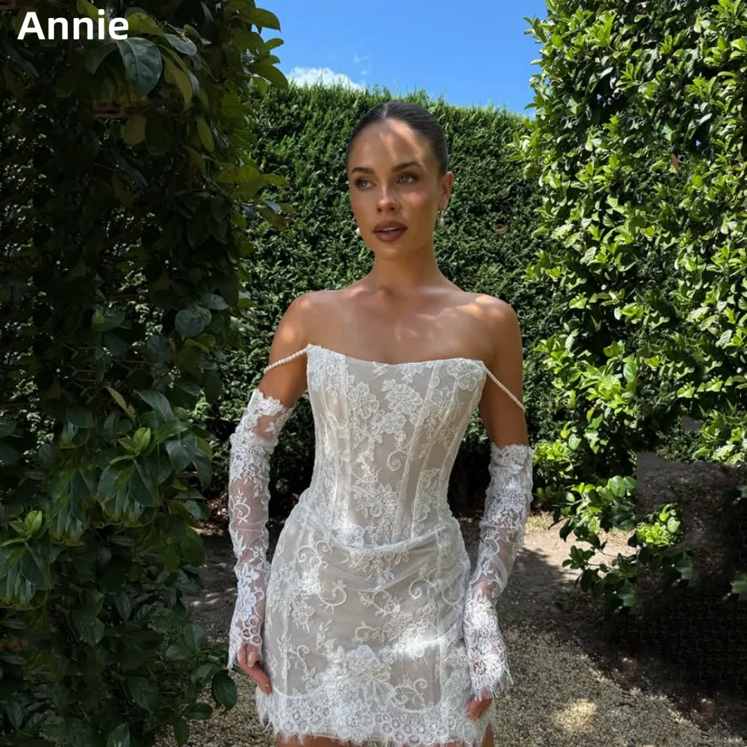 Annie Waist Fish Bone Пром платья Белые кружевные вечерние платья с длинными рукавами и вышивкой Princess Coming of Age Ceremony فساتين سهرة
Annie Waist Fish Bone Пром платья Белые кружевные вечерние платья с длинными рукавами и вышивкой Princess Coming of Age Ceremony فساتين سهرة