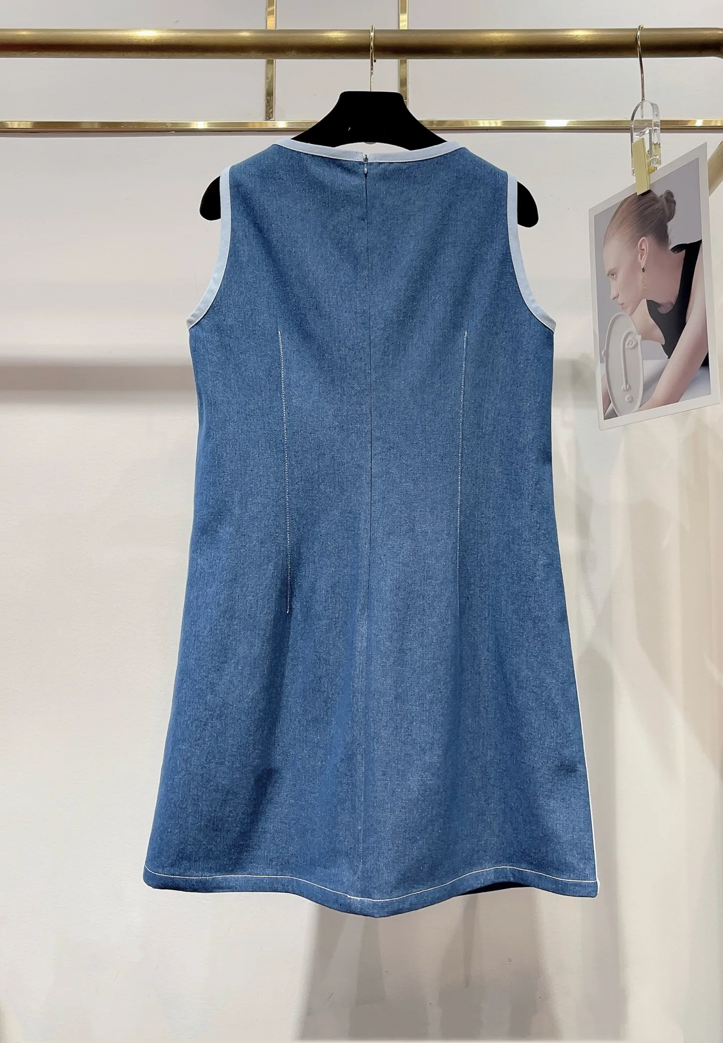 2025 New Dress Cotton Sleeveless Denim Zippers Solid Fashionable Versatile Slimming Figure-hugging Spring Summer
2025 New Dress Cotton Sleeveless Denim Zippers Solid Fashionable Versatile Slimming Figure-hugging Spring Summer