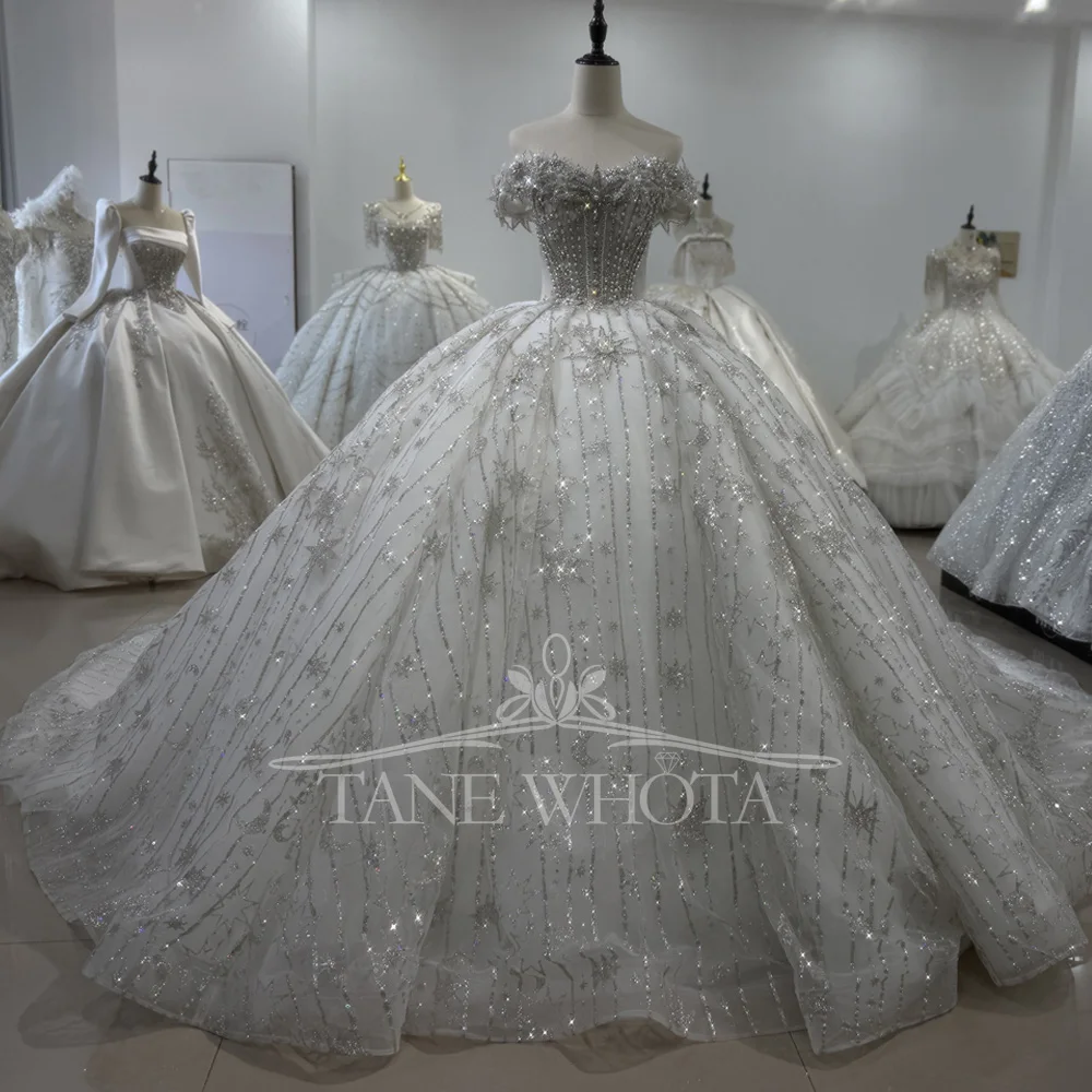Vestido De novias Princesa Свадебное платье с кристаллами и блестками Роскошное блестящее свадебное платье больших размеров
Vestido De novias Princesa Свадебное платье с кристаллами и блестками Роскошное блестящее свадебное платье больших размеров