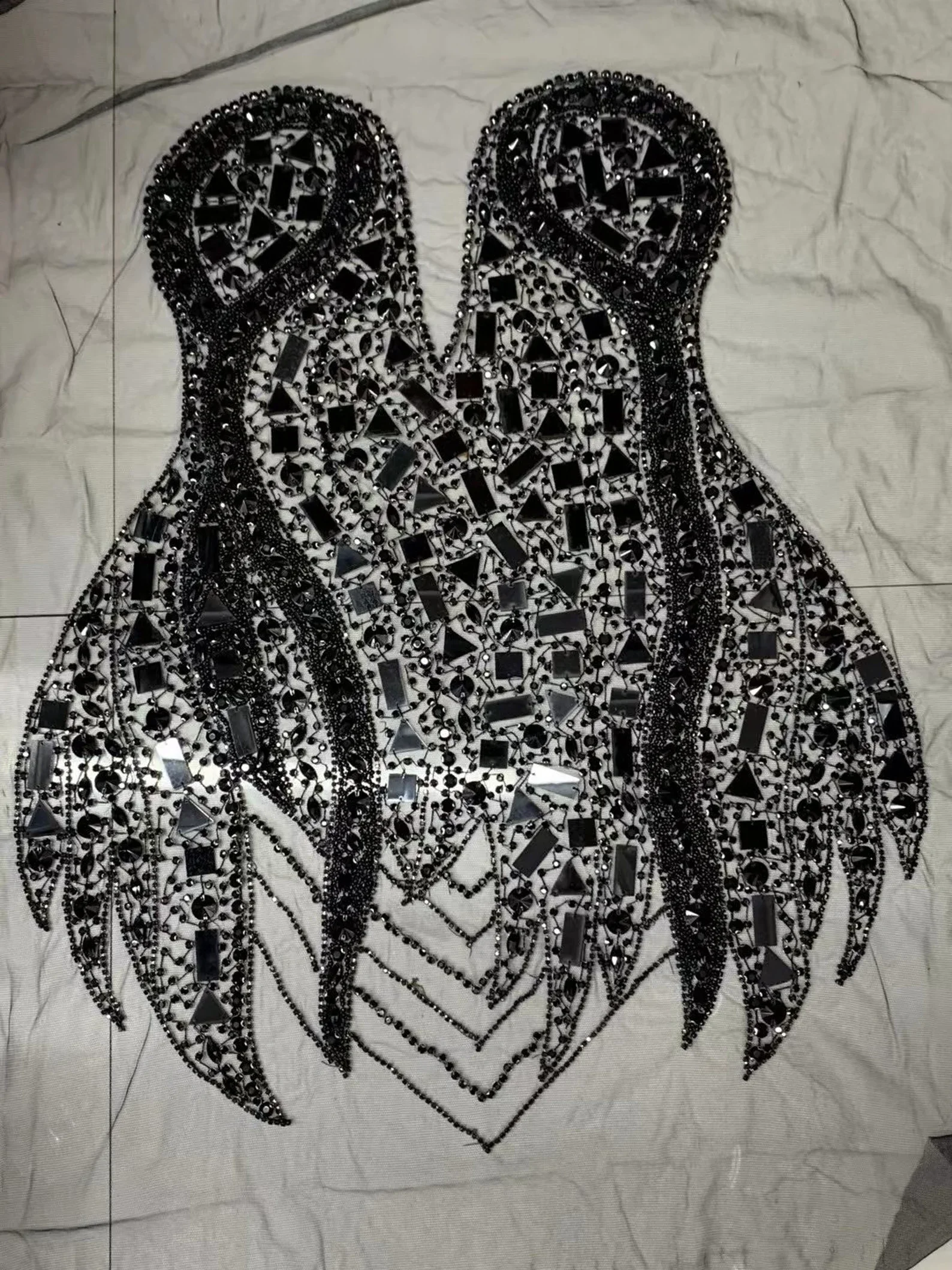 Black Rhinestone Bodice Applique Handcrafted Crystal Corset Applique Crystal Applique For Dress Rhinestone Applique For Prom
Black Rhinestone Bodice Applique Handcrafted Crystal Corset Applique Crystal Applique For Dress Rhinestone Applique For Prom