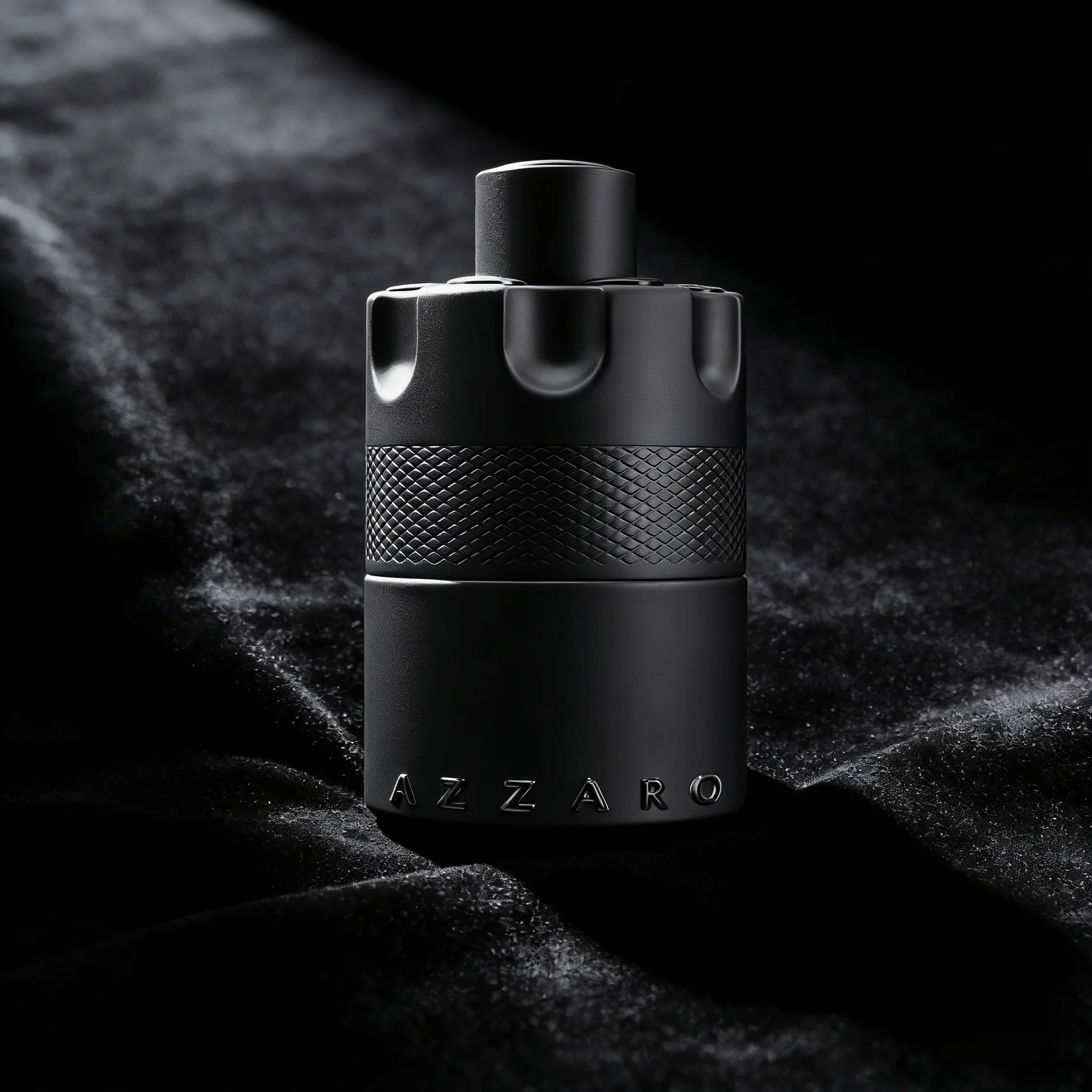 Azzaro The Most Wanted Eau de Parfum Intense - Древесный и соблазнительный мужской одеколон - Стойкий аромат - Элитные мужские духи, 100 мл
Azzaro The Most Wanted Eau de Parfum Intense - Древесный и соблазнительный мужской одеколон - Стойкий аромат - Элитные мужские духи, 100 мл