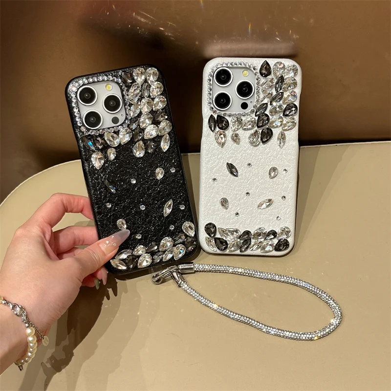 Luxury gem crystal leather phone case for iPhone 16 15 Pro 16plus 14 13Pro 12 11 16Pro Fashion Diamond Lanyard Protective Cover
Luxury gem crystal leather phone case for iPhone 16 15 Pro 16plus 14 13Pro 12 11 16Pro Fashion Diamond Lanyard Protective Cover