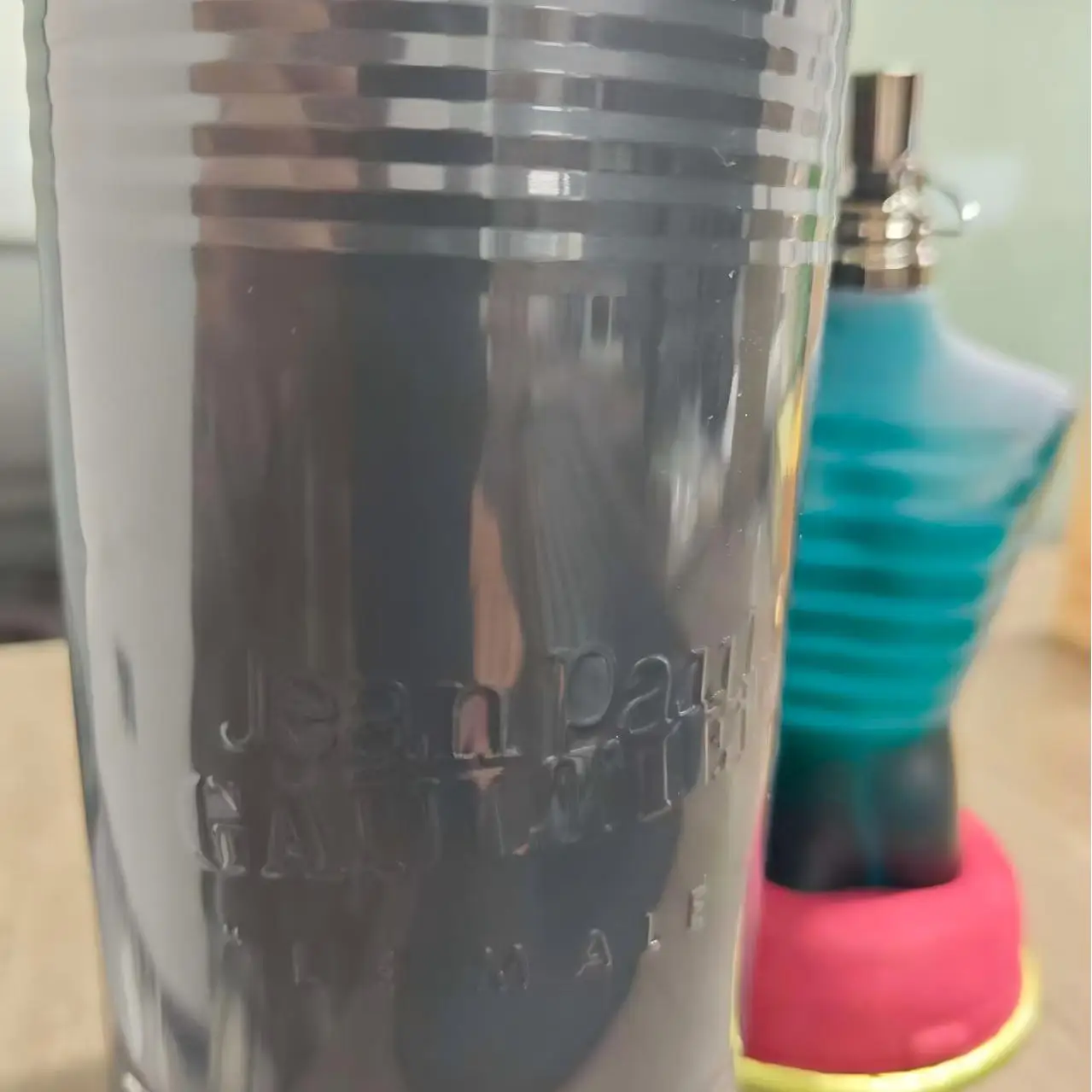 Estuche de perfume para hombre Le Male de Jean Paul Gaultier, Agua de colonia en aerosol, 4.2 onzas
Estuche de perfume para hombre Le Male de Jean Paul Gaultier, Agua de colonia en aerosol, 4.2 onzas