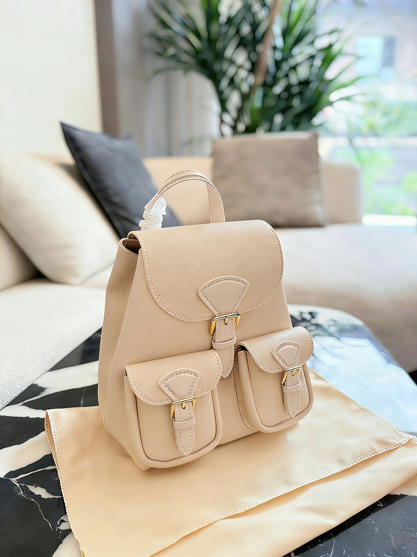 2026 New Gradient Color Dual-Shoulder Bag Daily Commuting Travel Portable Backpack For Women
2026 New Gradient Color Dual-Shoulder Bag Daily Commuting Travel Portable Backpack For Women