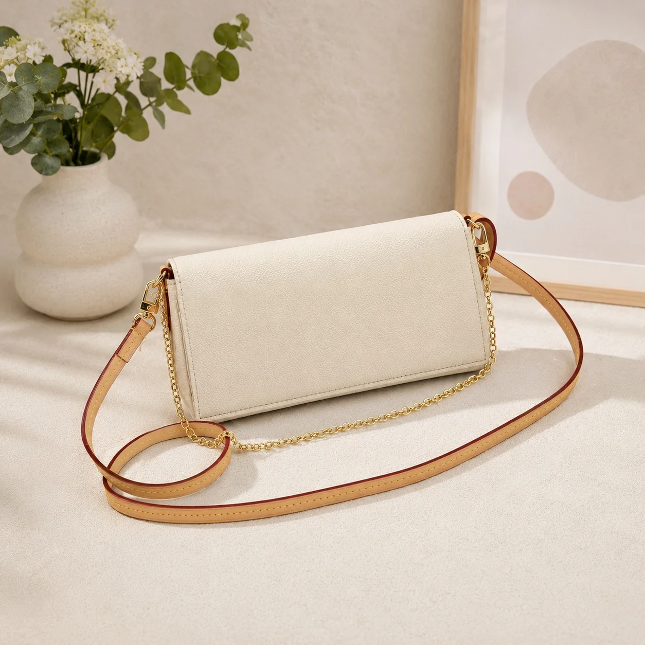 2026 New Luxury Crossbody/Tote Bag, Color-Changing Leather, No Box Available. Small Size: 24x14x4cm; Large Size: 28x17x4cm
2026 New Luxury Crossbody/Tote Bag, Color-Changing Leather, No Box Available. Small Size: 24x14x4cm; Large Size: 28x17x4cm