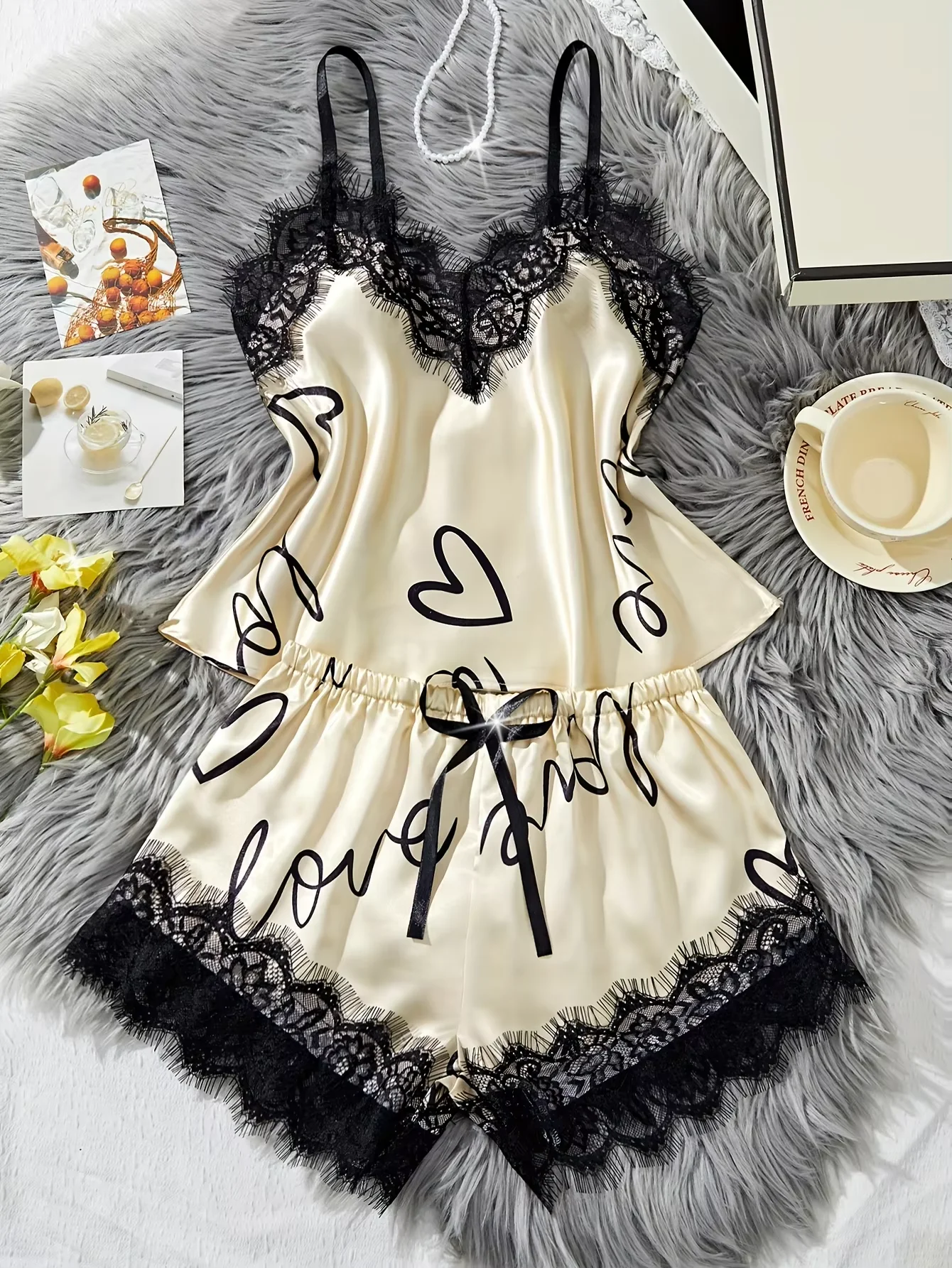 Women‘s Milk Silk Pajamas Set Summer Sleeveless Yellow Heart Print Lace Trim Soft Summer Sleepwear Lounge Sets NightwearWomen‘s
Women‘s Milk Silk Pajamas Set Summer Sleeveless Yellow Heart Print Lace Trim Soft Summer Sleepwear Lounge Sets NightwearWomen‘s