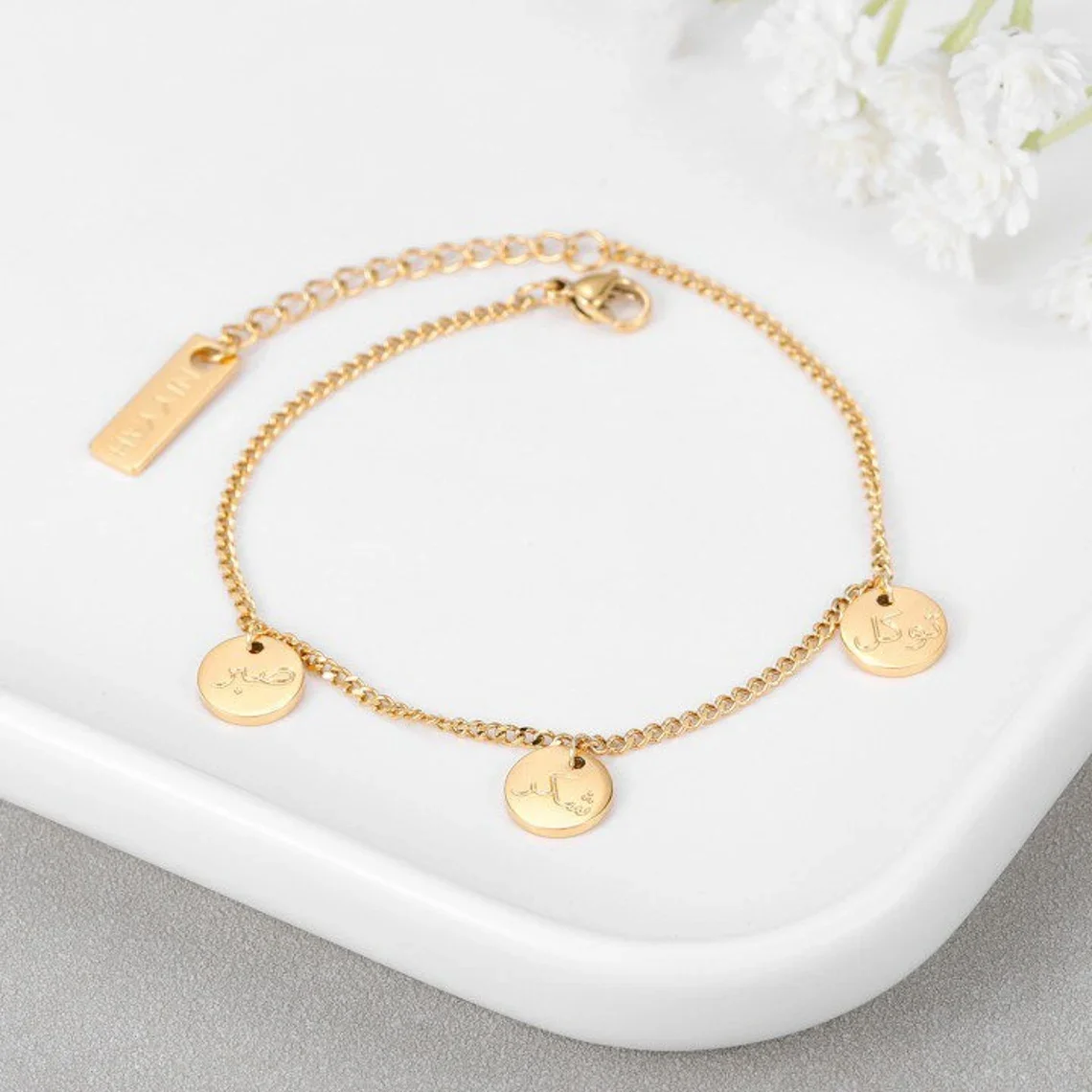 Arabic Quran God Bracelet Personalized Stainless Steel Small Round Pendant Ladies Daily Jewelry Best Holiday Gift For Women
Arabic Quran God Bracelet Personalized Stainless Steel Small Round Pendant Ladies Daily Jewelry Best Holiday Gift For Women