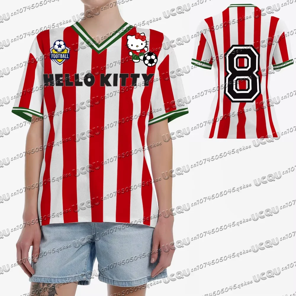 2025 MINISO New Sanrio HelloKitty Sportswear Women's V-neck Casual Lightweight Short Sleeve Men's T-shirt Football Jersey
2025 MINISO New Sanrio HelloKitty Sportswear Women's V-neck Casual Lightweight Short Sleeve Men's T-shirt Football Jersey