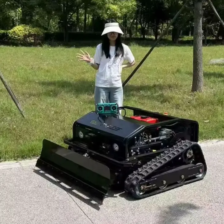 2-in-1 Remote Controlled Tracked Mower & Sprayer, Agricultural High-Horsepower 60L Capacity Machine for Precision Farming
2-in-1 Remote Controlled Tracked Mower & Sprayer, Agricultural High-Horsepower 60L Capacity Machine for Precision Farming