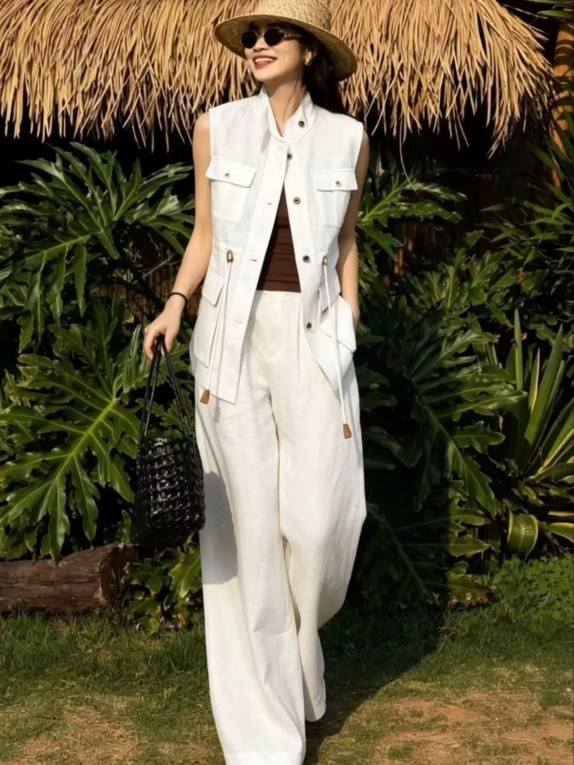 High-end elegant linen high-waist wide-leg trouser matching suit
High-end elegant linen high-waist wide-leg trouser matching suit