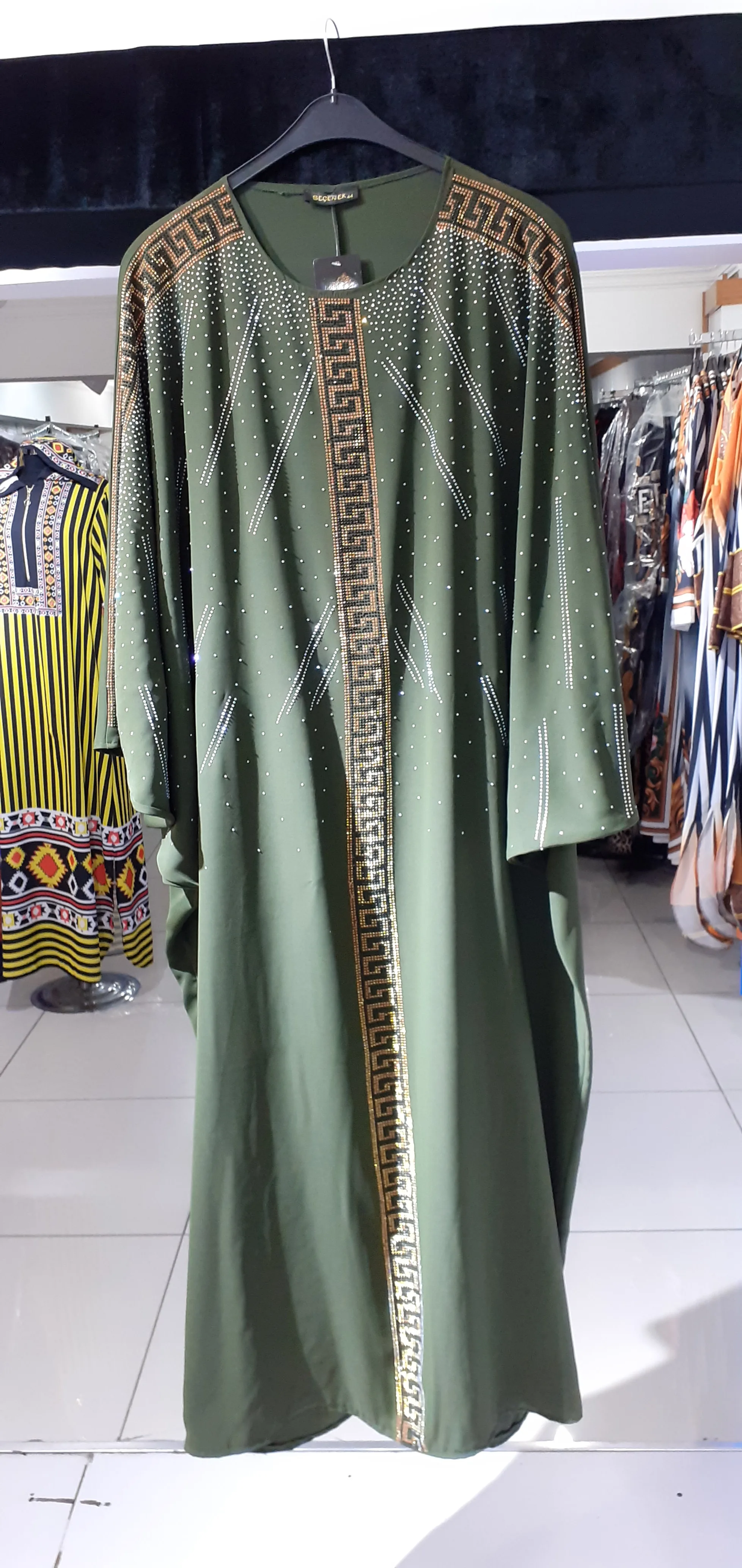 Muslim Hijab Dress Caftan Marocain Shiny Stones Kimono Islamic Clothing New Fashion Abayas For Women 2022 Elegant Hijab Dress
Muslim Hijab Dress Caftan Marocain Shiny Stones Kimono Islamic Clothing New Fashion Abayas For Women 2022 Elegant Hijab Dress