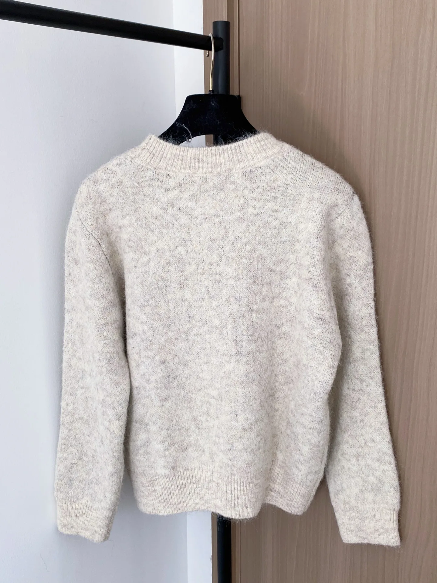 2025 New Long Sleeve Hooded Sweater Fabric Breathable 573
2025 New Long Sleeve Hooded Sweater Fabric Breathable 573