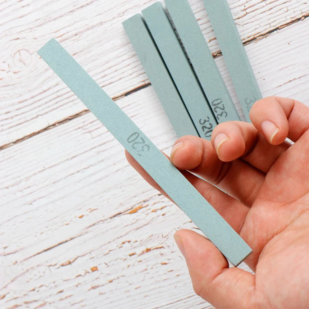 Small Coarse Polishing Stone – Ceramic Whetstone for Bottom Sticky Glaze Polishing & Grinding Tools LK-AA178
Small Coarse Polishing Stone – Ceramic Whetstone for Bottom Sticky Glaze Polishing & Grinding Tools LK-AA178