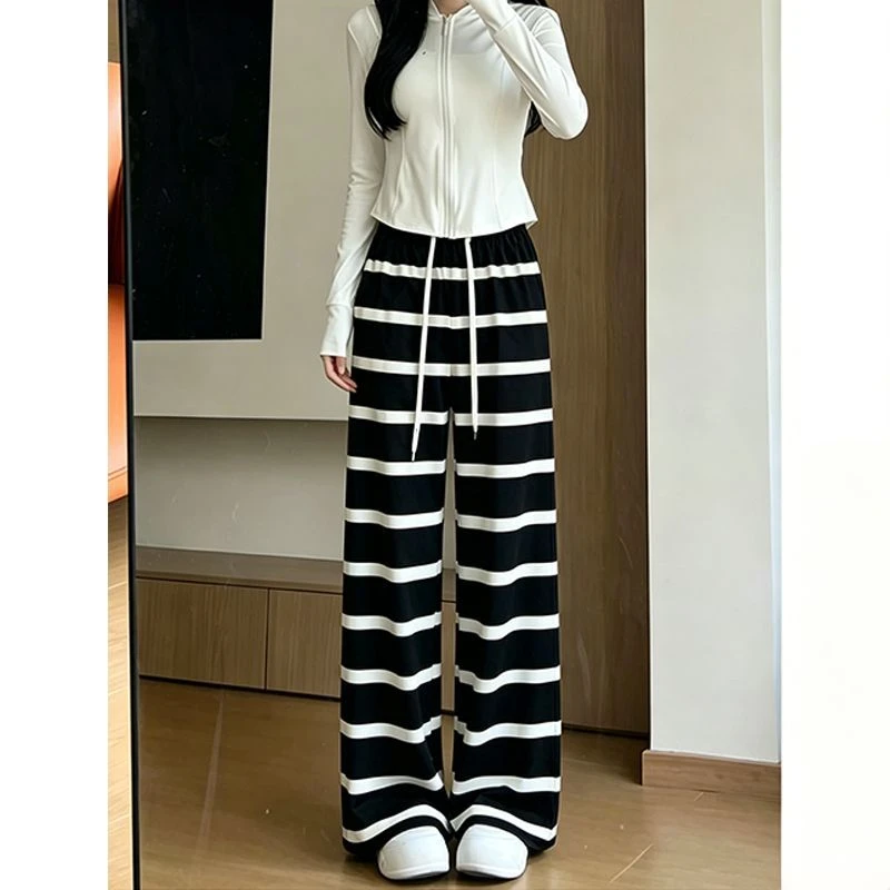 Fashion Sttraight Pants Women Spring Joggers High Waist Female Hip Hop Trousers Harajuku Punk Pants Funny Capri Streetwear Femme
Fashion Sttraight Pants Women Spring Joggers High Waist Female Hip Hop Trousers Harajuku Punk Pants Funny Capri Streetwear Femme