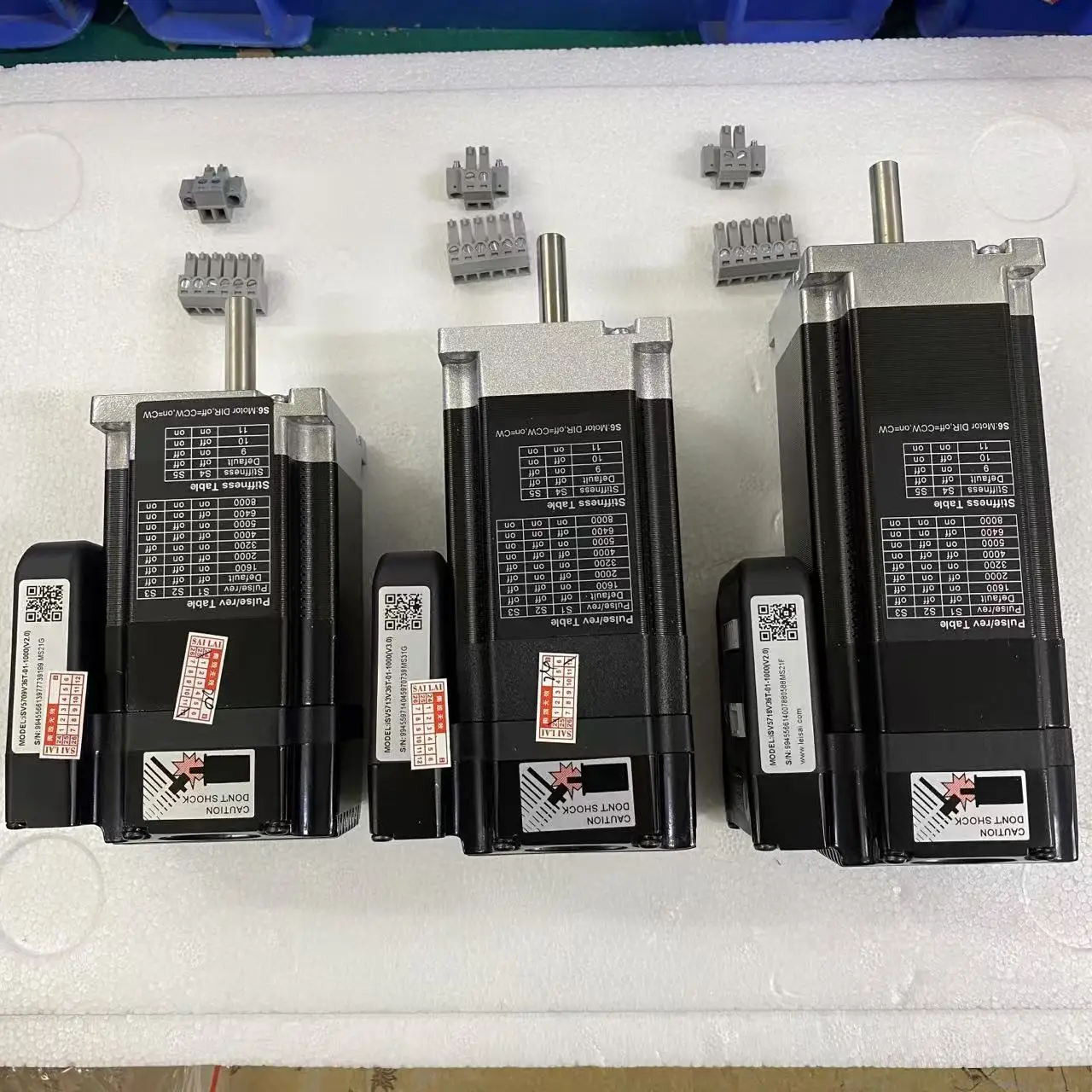 Свинцовочный двигатель экосольвентного принтера для платы Hoson 90 Вт 130 Вт 180 Вт ISV5718V36T-01-1000
Свинцовочный двигатель экосольвентного принтера для платы Hoson 90 Вт 130 Вт 180 Вт ISV5718V36T-01-1000