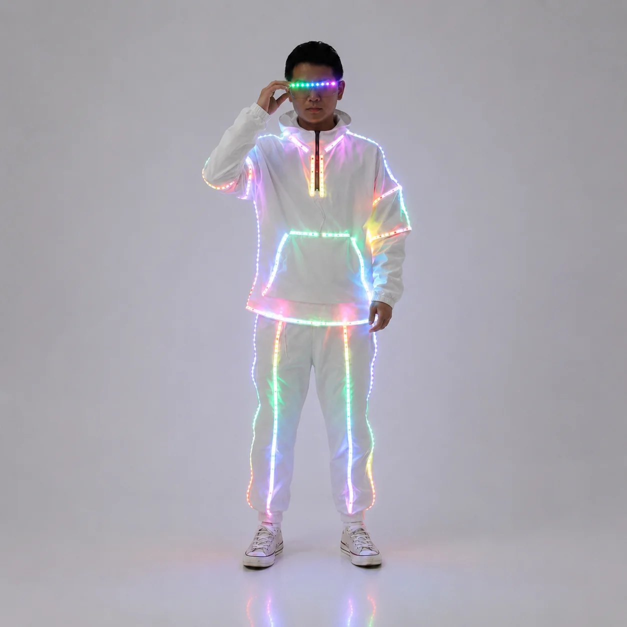 RGB LED Light Up Clothing Set with LED Glasses Remote Control Stage DJ Dance Costume for Nightclub Party Festival Performance
RGB LED Light Up Clothing Set with LED Glasses Remote Control Stage DJ Dance Costume for Nightclub Party Festival Performance