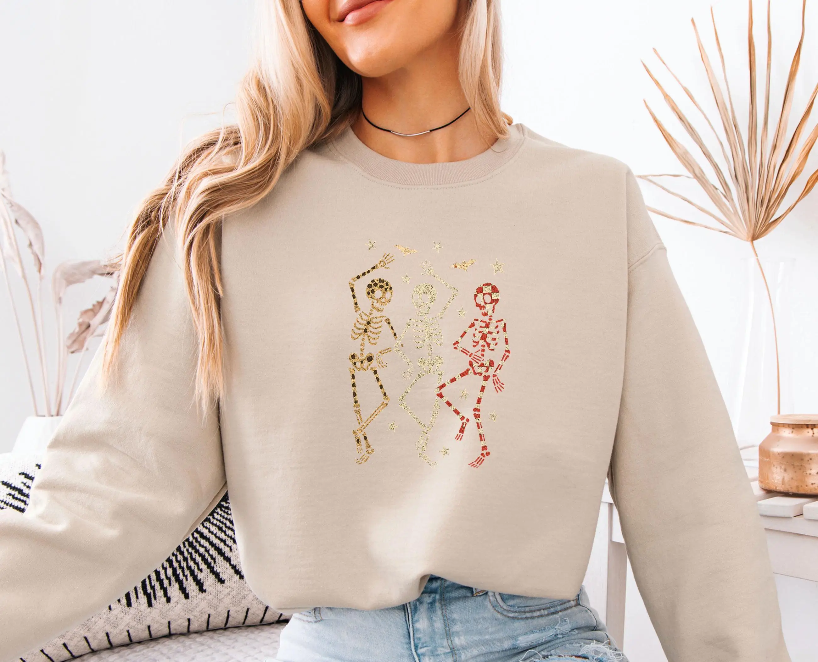High quality women's Halloween skull print pattern round neck long sleeved sweatshirt casual dancing skull Halloween gift
High quality women's Halloween skull print pattern round neck long sleeved sweatshirt casual dancing skull Halloween gift