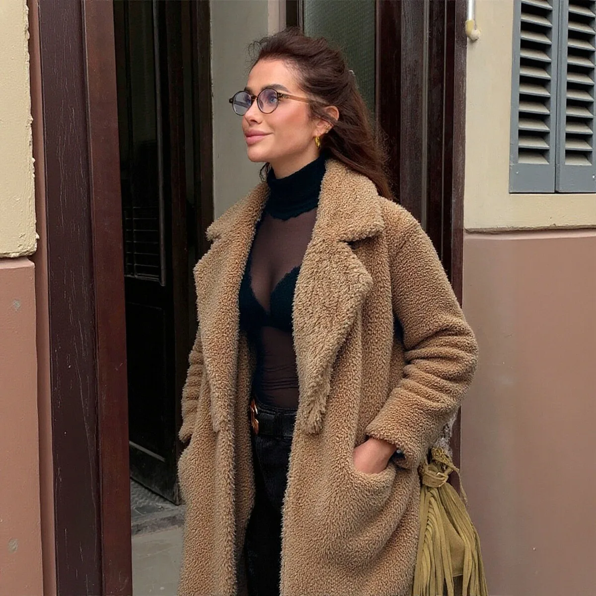 Women's Teddy Fleece Long Coat: Notched Lapel Oversized Fit – Christmas Casual Daily Outfit, Soft Textured Winter High Street
Women's Teddy Fleece Long Coat: Notched Lapel Oversized Fit – Christmas Casual Daily Outfit, Soft Textured Winter High Street