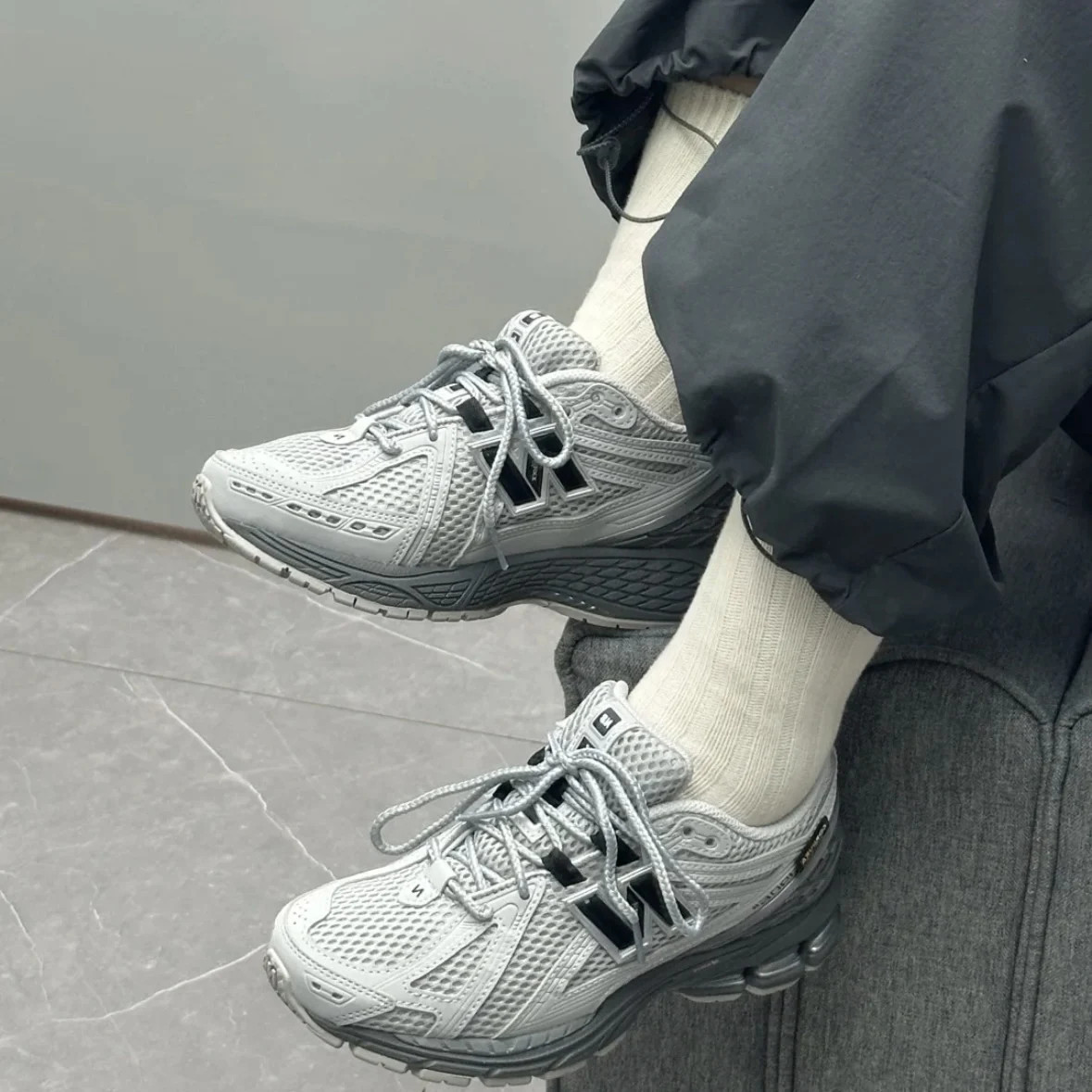 New Balance NB 1906R Cordura Удобные, прочные, легкие повседневные кроссовки с низким вырезом для мужчин и женщин, серые
New Balance NB 1906R Cordura Удобные, прочные, легкие повседневные кроссовки с низким вырезом для мужчин и женщин, серые