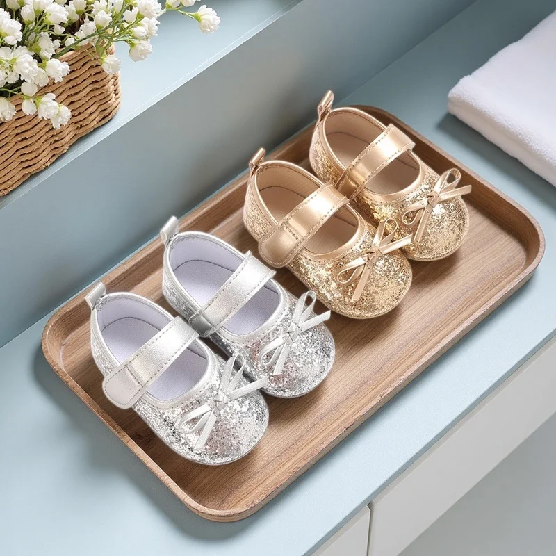 Sweet Girl Bow Decoration Princess Flat Shoes With Non Slip Fabric Sole Walking 0-18M Newborn Baby Crib Dress
Sweet Girl Bow Decoration Princess Flat Shoes With Non Slip Fabric Sole Walking 0-18M Newborn Baby Crib Dress