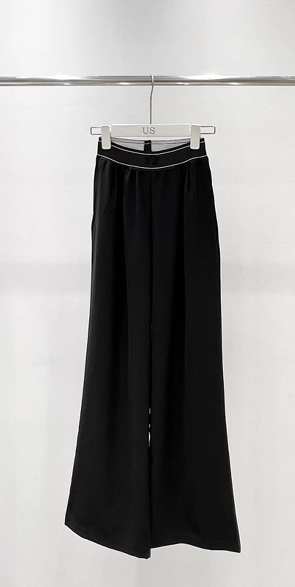 Loose Casual Pants Women's Summer High Waist and Thin Yoga Pants Breathable Drape Straight Mouth Wide Leg Sweatpants
Loose Casual Pants Women's Summer High Waist and Thin Yoga Pants Breathable Drape Straight Mouth Wide Leg Sweatpants