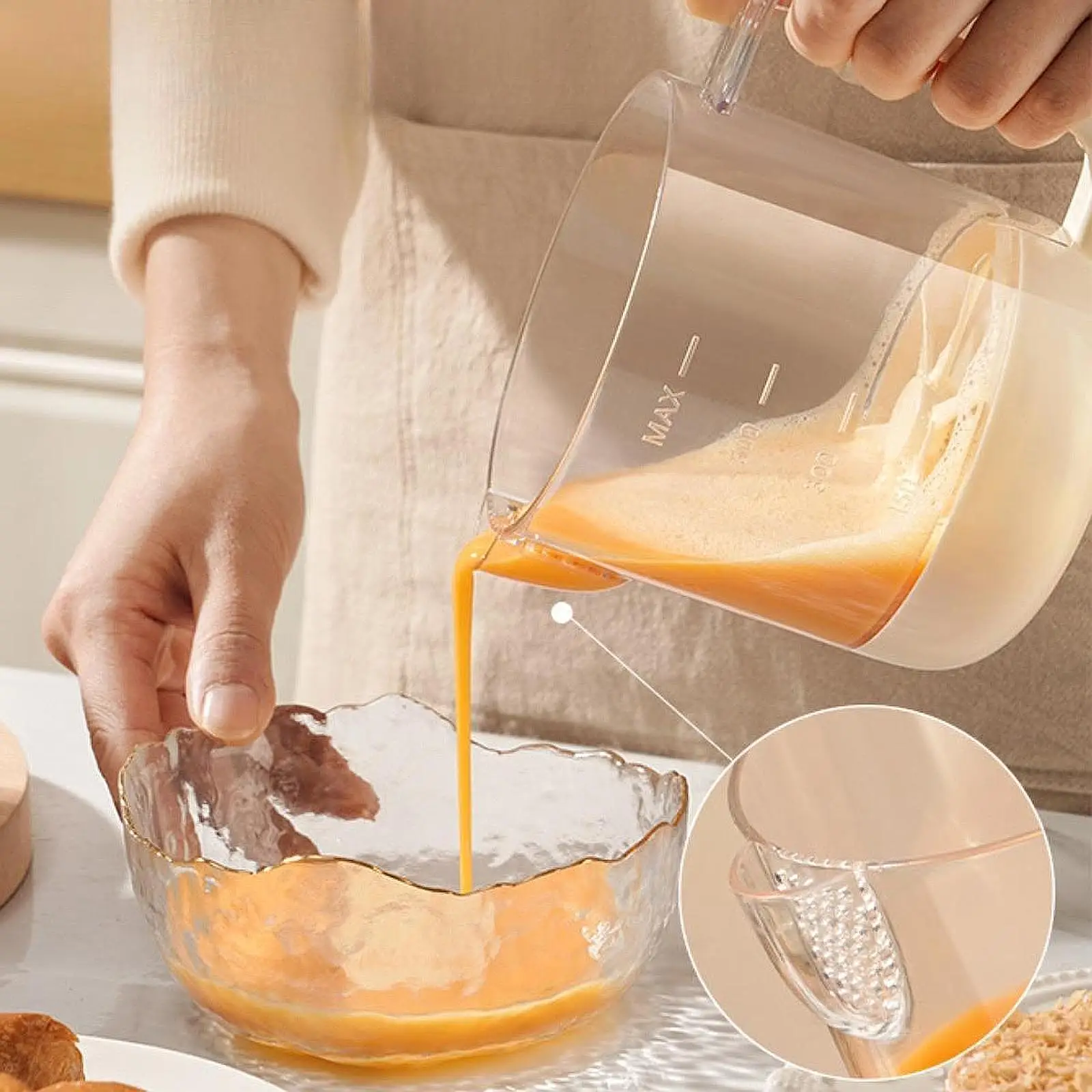 Портативная полуавтоматическая взбивалка для яиц со шкалой, мини-венчик для крема для шоколадного торта, кухонный инструмент для выпечки
Портативная полуавтоматическая взбивалка для яиц со шкалой, мини-венчик для крема для шоколадного торта, кухонный инструмент для выпечки