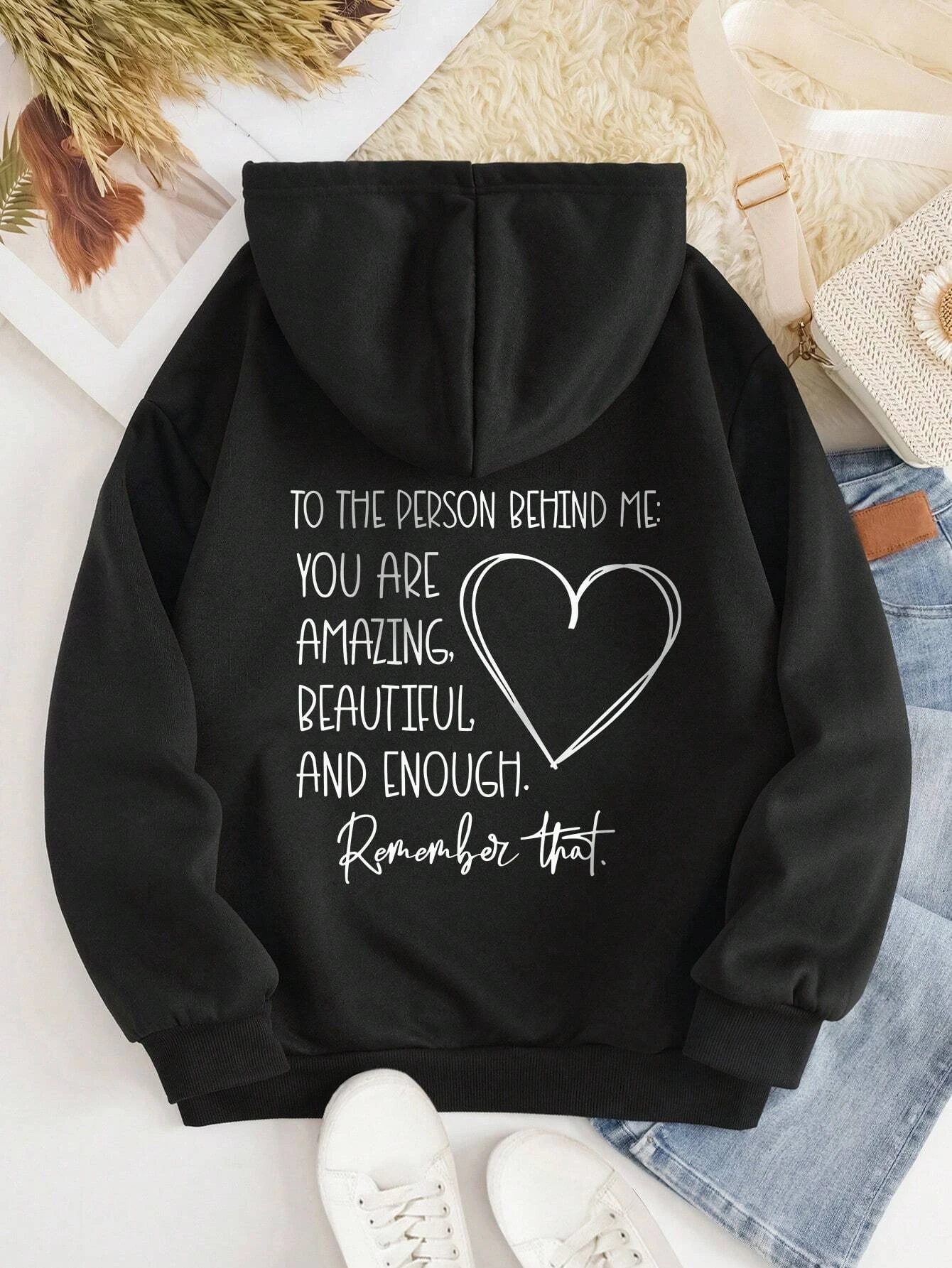 New Men's Back Letter Print Loose Hoodie Male Casual Fashion Long Sleeved Kangaroo Pocket Oversized Sportswear Couples Dress
New Men's Back Letter Print Loose Hoodie Male Casual Fashion Long Sleeved Kangaroo Pocket Oversized Sportswear Couples Dress