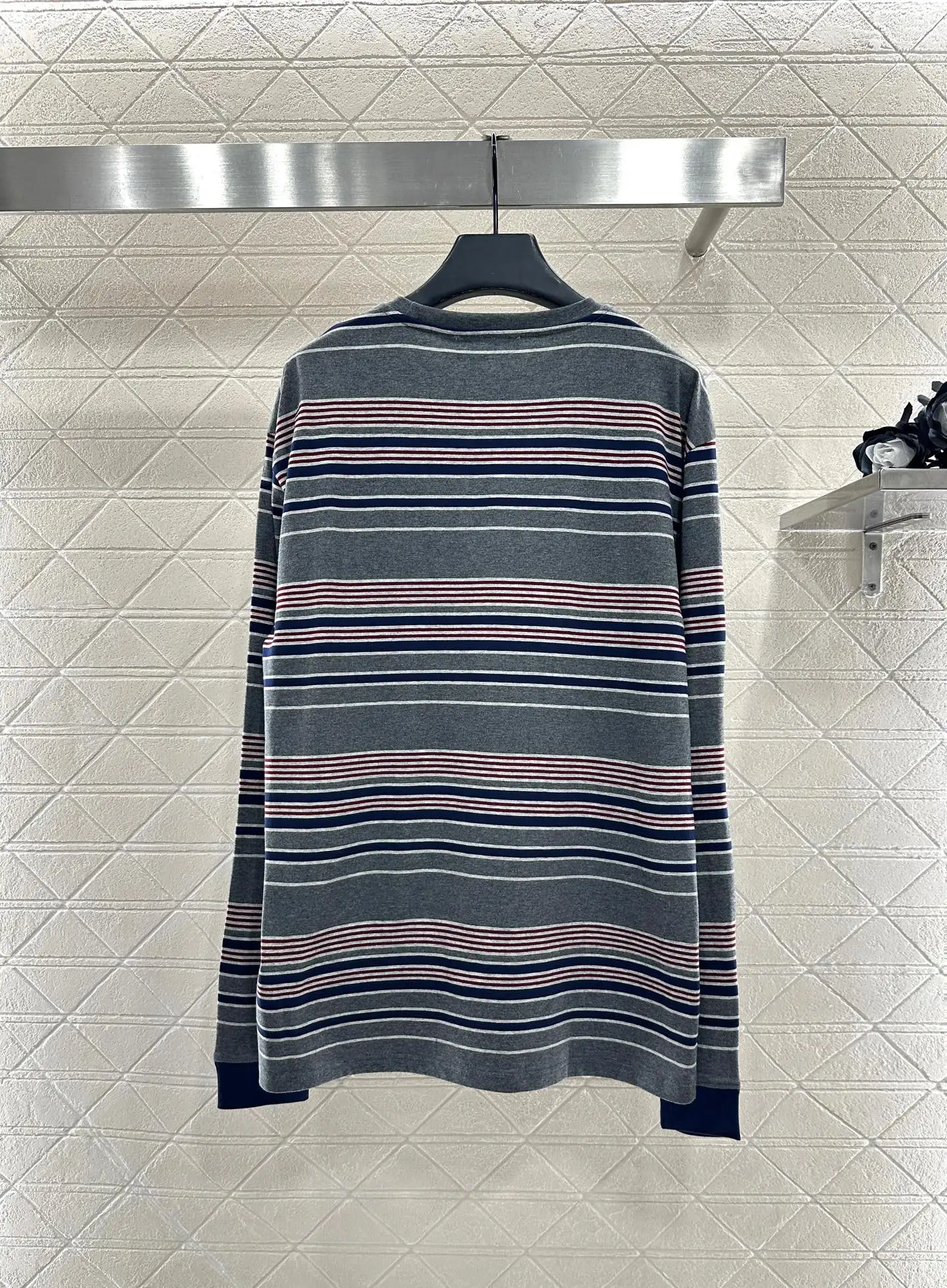 2025 New and Autumn Button-down Semi-open Knitted Short-sleeved Shirt Lapel for Casual and Versatile
2025 New and Autumn Button-down Semi-open Knitted Short-sleeved Shirt Lapel for Casual and Versatile