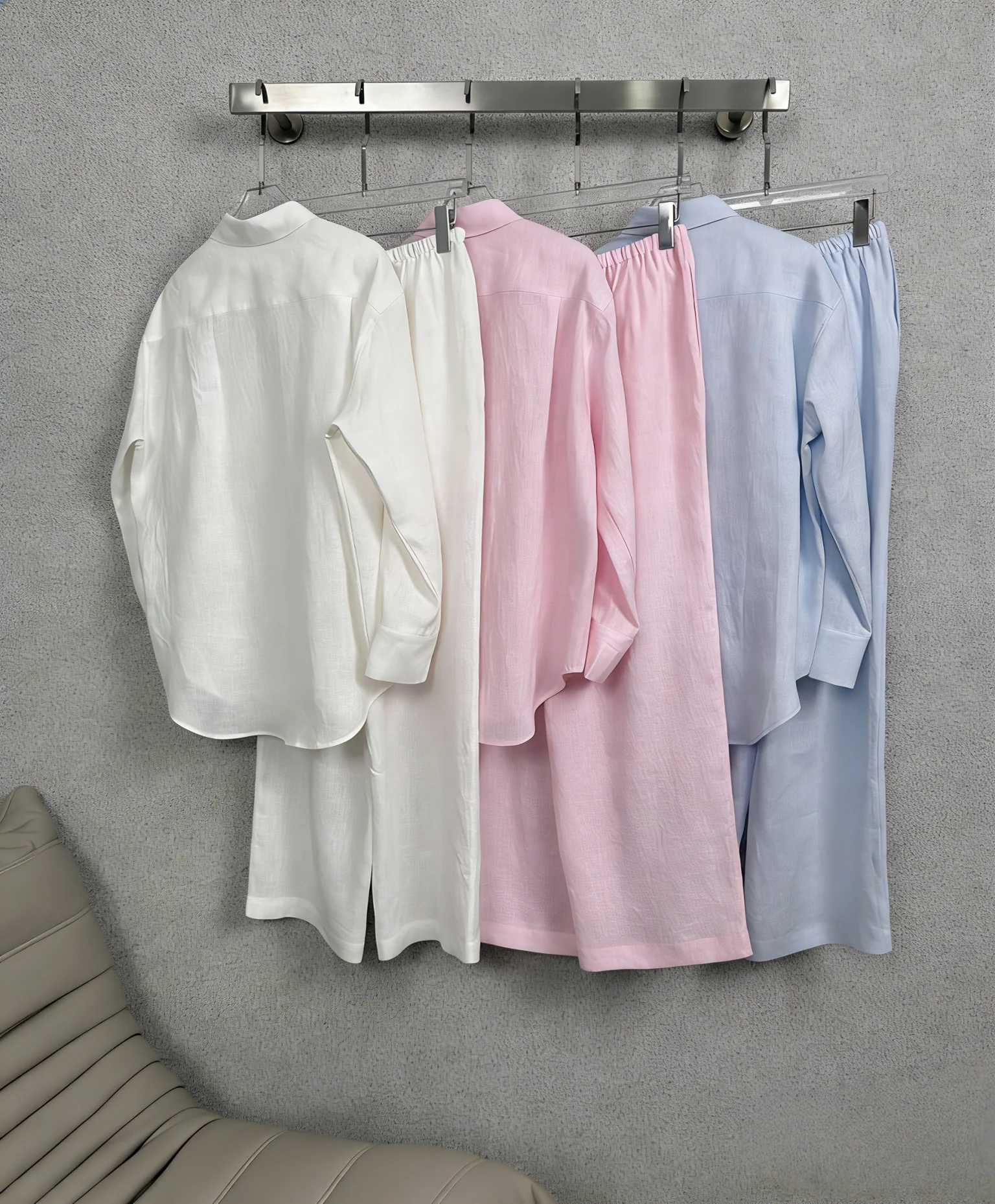 2026 Spring/Summer New High-Quality Linen Fabric Macaron Color Linen Suit For Women Relaxed And Casual Style
2026 Spring/Summer New High-Quality Linen Fabric Macaron Color Linen Suit For Women Relaxed And Casual Style