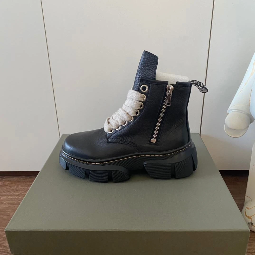 Women Western Leather Ankle Boots Front Zipper Non Slip Thick Warm Sole Fashion Daily Outdoor Casual Footwear
Women Western Leather Ankle Boots Front Zipper Non Slip Thick Warm Sole Fashion Daily Outdoor Casual Footwear