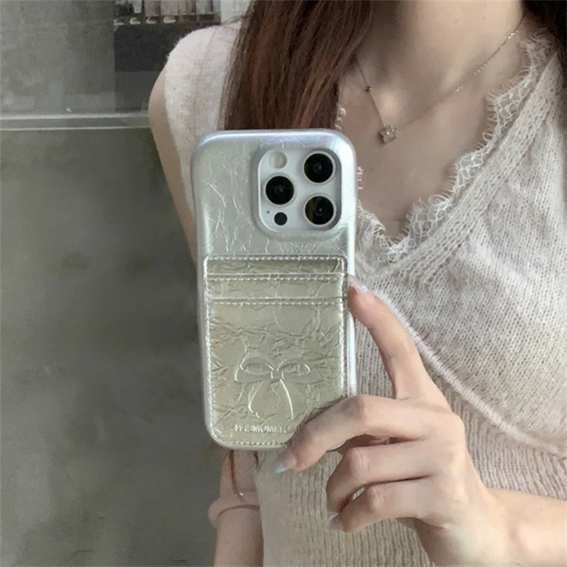 Business Card Bag protection Capa for iPhone 14 Promax 15 Pro 16 13 12 11 cute bow fashion leather card slot Silicone phone case
Business Card Bag protection Capa for iPhone 14 Promax 15 Pro 16 13 12 11 cute bow fashion leather card slot Silicone phone case