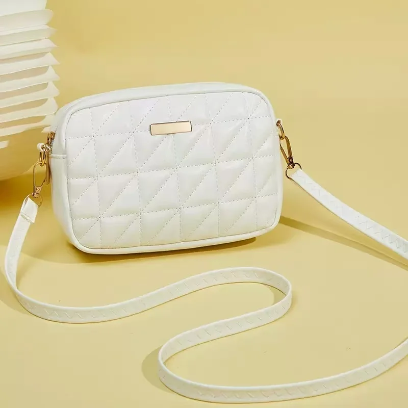 White Quilted Mini Crossbody Bag Women PU Leather Adjustable Strap Gold Plate Shoulder Purse Small Camera Bag.
White Quilted Mini Crossbody Bag Women PU Leather Adjustable Strap Gold Plate Shoulder Purse Small Camera Bag.