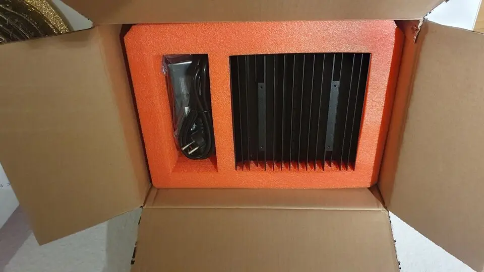 BRAND NEW IceRiver KAS KS0 PRO Asic Kaspa Miner 200Gh/s With PSU Ready Stock
BRAND NEW IceRiver KAS KS0 PRO Asic Kaspa Miner 200Gh/s With PSU Ready Stock