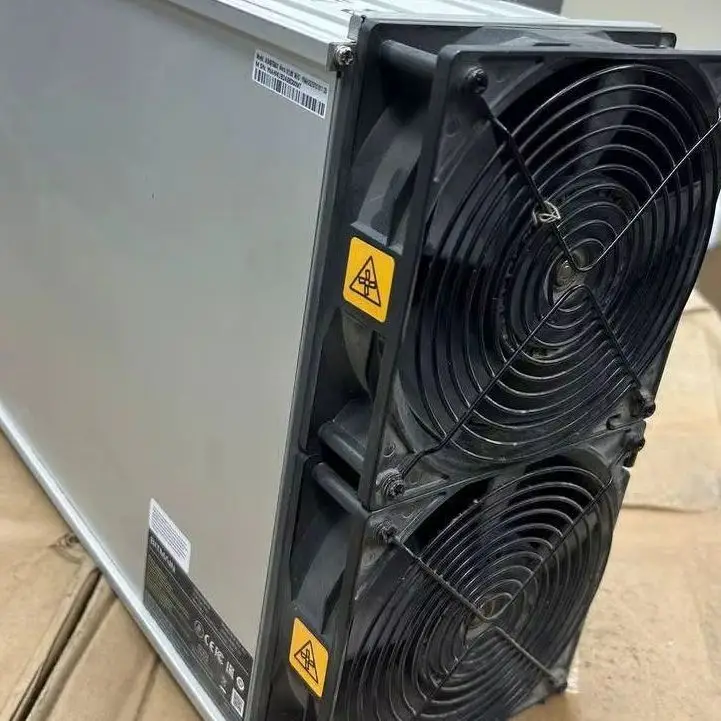 Bitmain Antminer X5 212Kh/s 1350W XMR Miner
Bitmain Antminer X5 212Kh/s 1350W XMR Miner