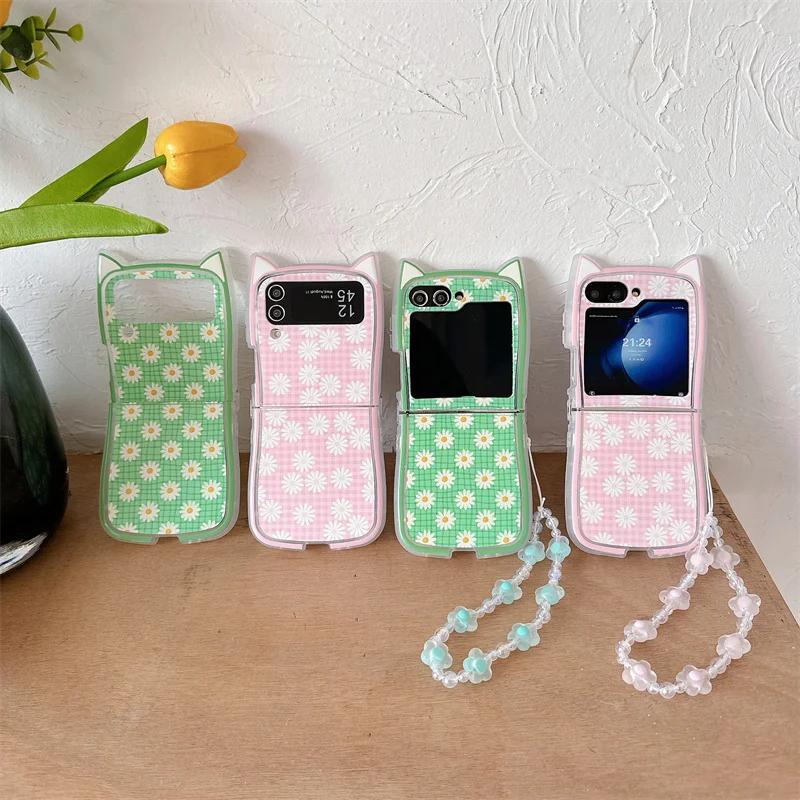 Cat ears Korean character Daisy for Samsung zflip 6 5 All-inclusive folding screen ZFlip 4 3 new women's bracelet phone case
Cat ears Korean character Daisy for Samsung zflip 6 5 All-inclusive folding screen ZFlip 4 3 new women's bracelet phone case
