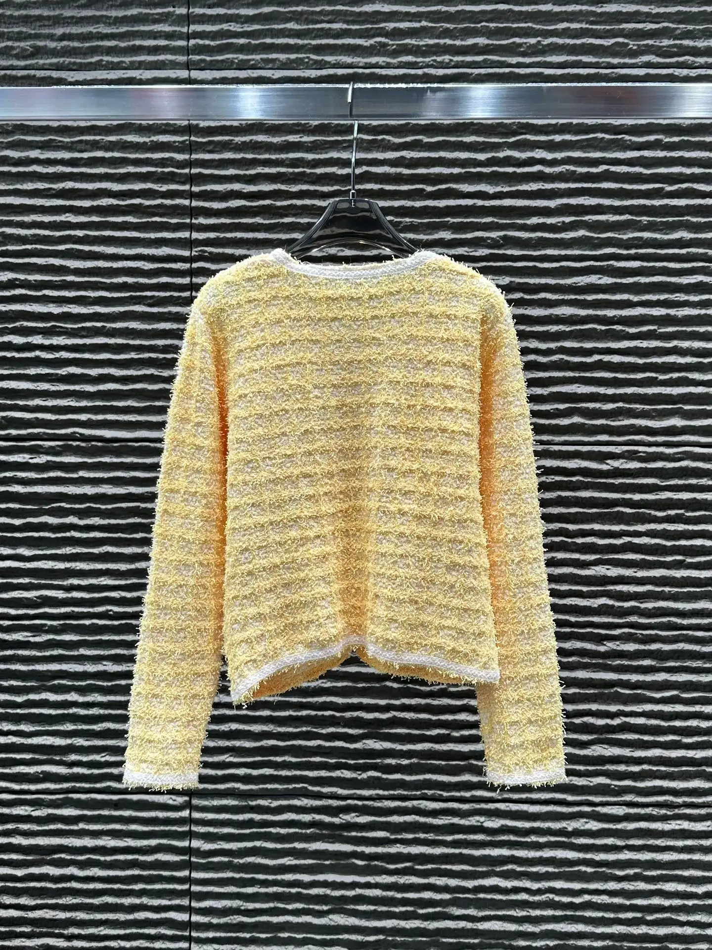 Осень 2022, роскошный смешанный кардиган, вязаный свитер с открытой передней частью, плюшевый мягкий переходный сезон, женский элегантный накидка
Осень 2022, роскошный смешанный кардиган, вязаный свитер с открытой передней частью, плюшевый мягкий переходный сезон, женский элегантный накидка